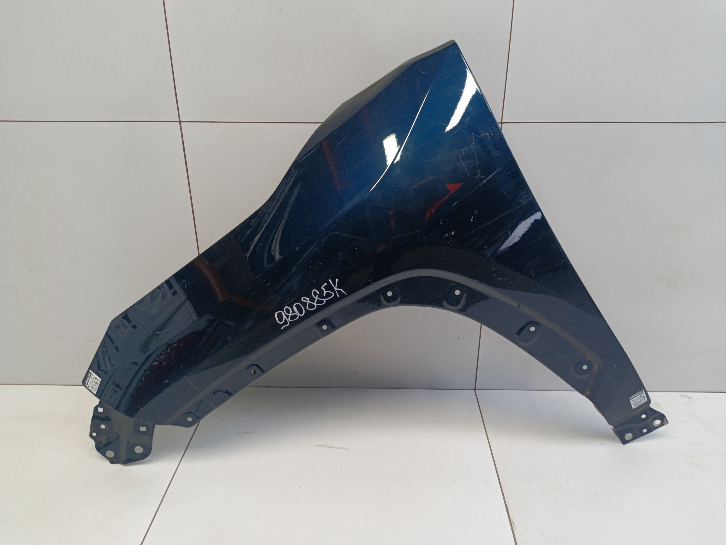 Крыло переднее левое Toyota RAV4 XA50