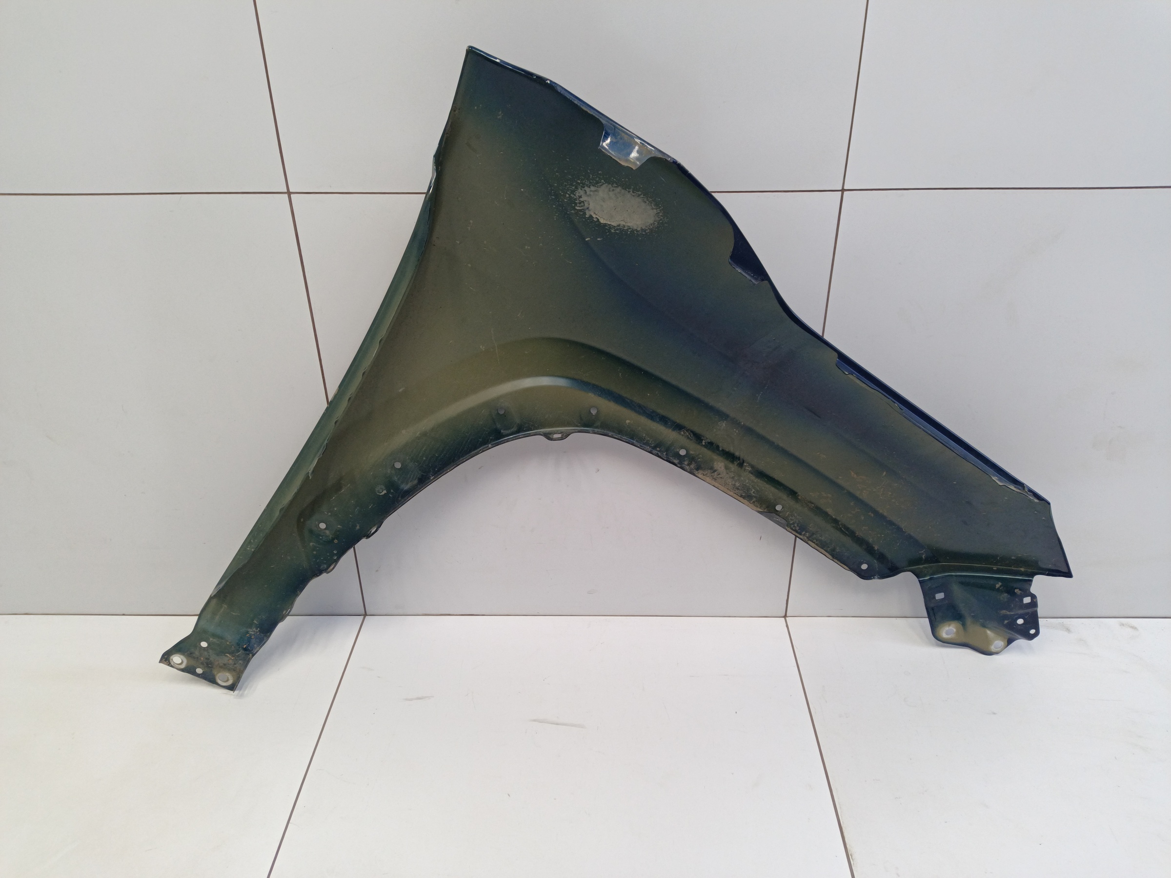 Крыло переднее левое Toyota RAV4 XA50