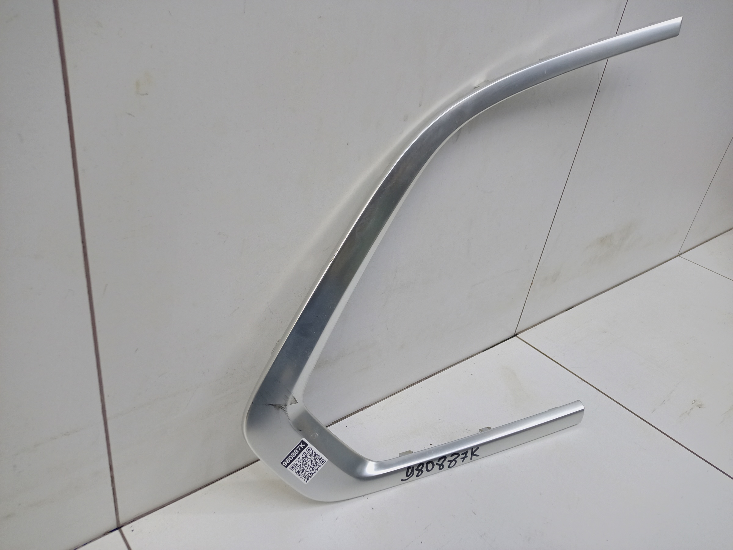 Молдинг стекла заднего правого глухого BMW X5 G05