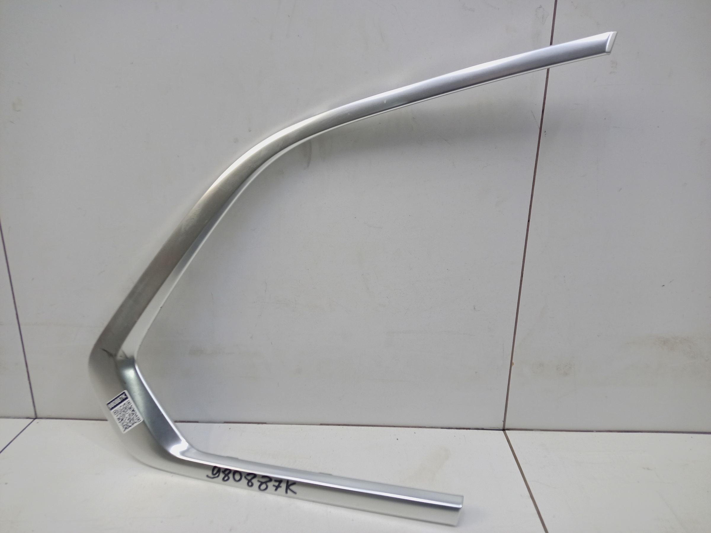 Молдинг стекла заднего правого глухого BMW X5 G05