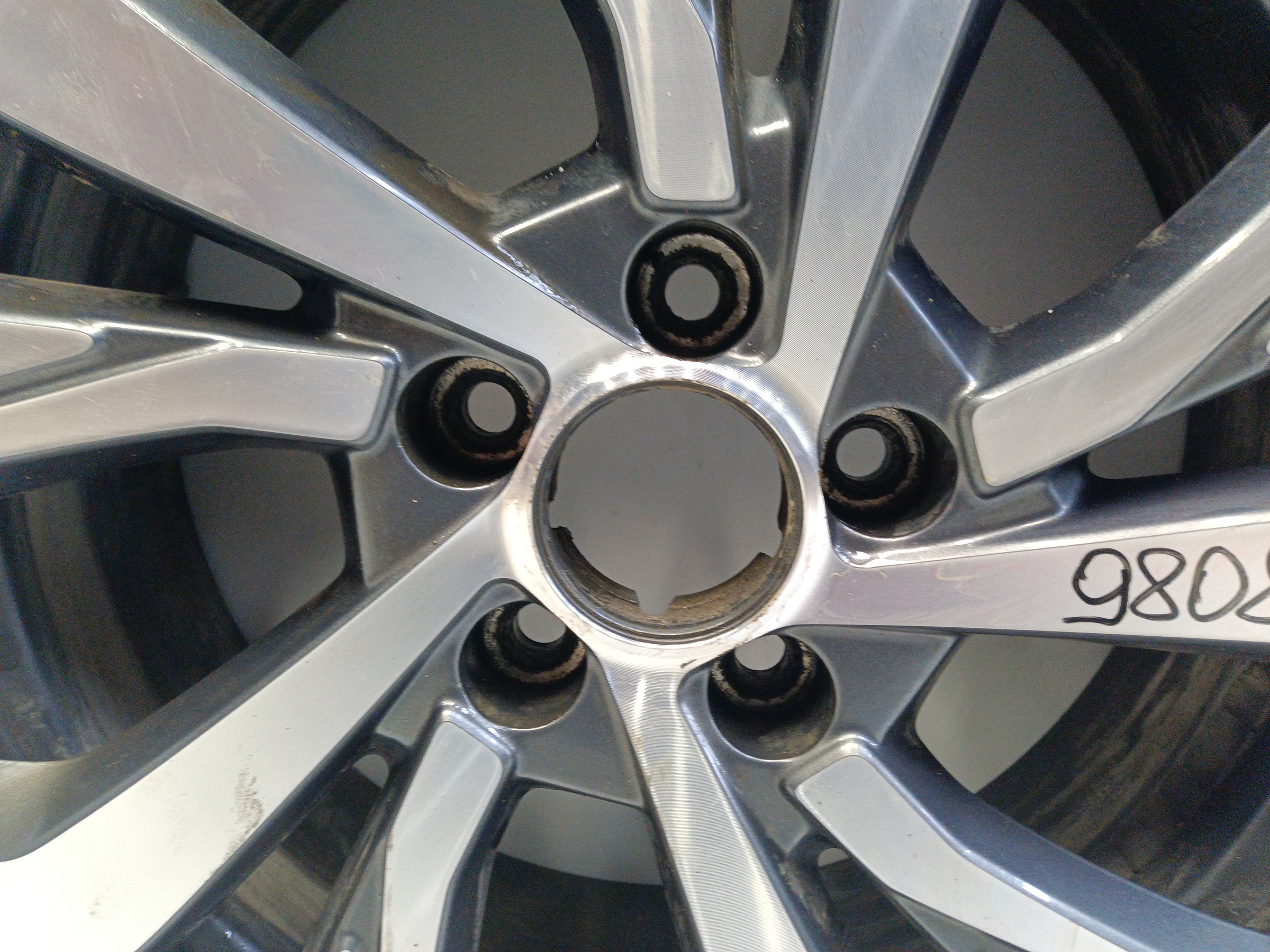 Диск колеса литой Haval Jolion R17