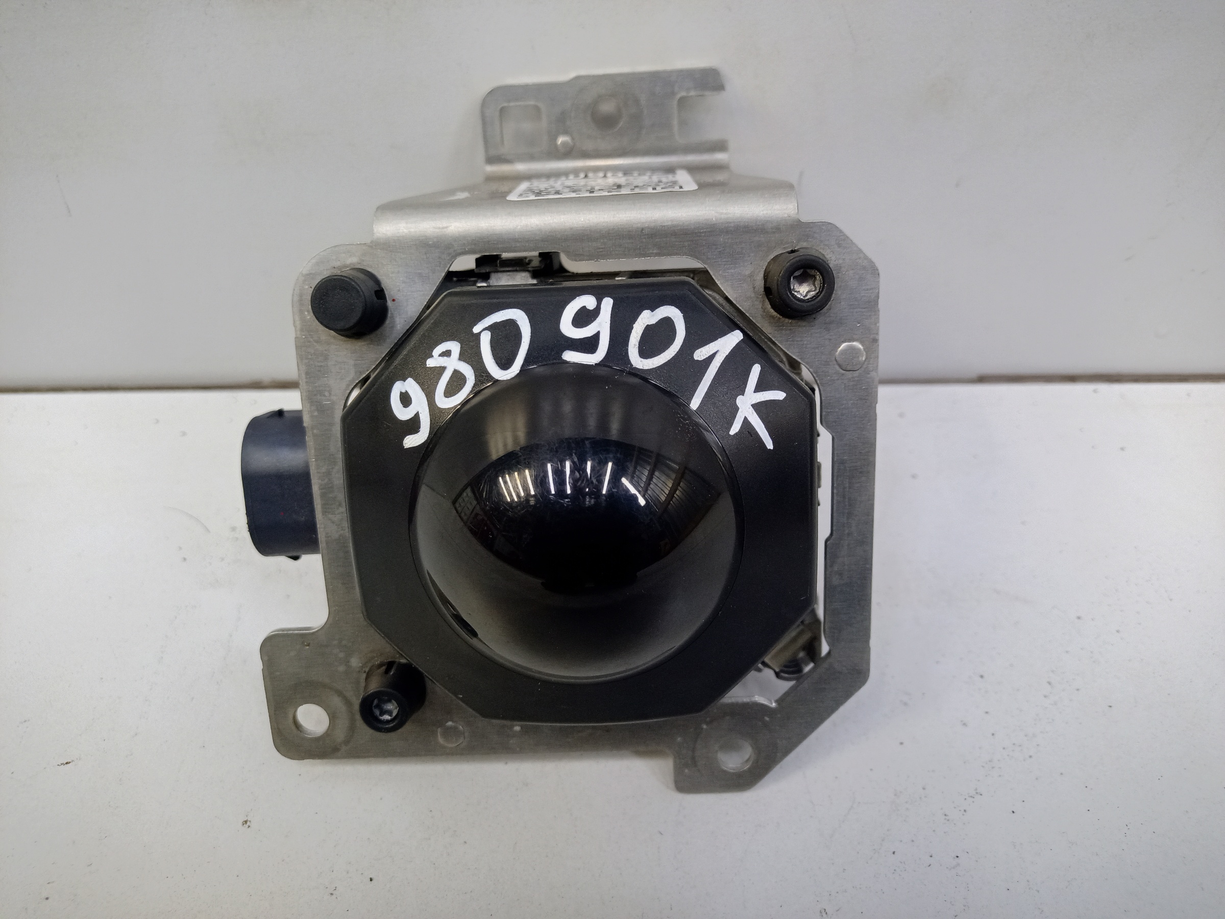 Радар адаптивного круиз контроля " дистроник " левый Audi A4 B9