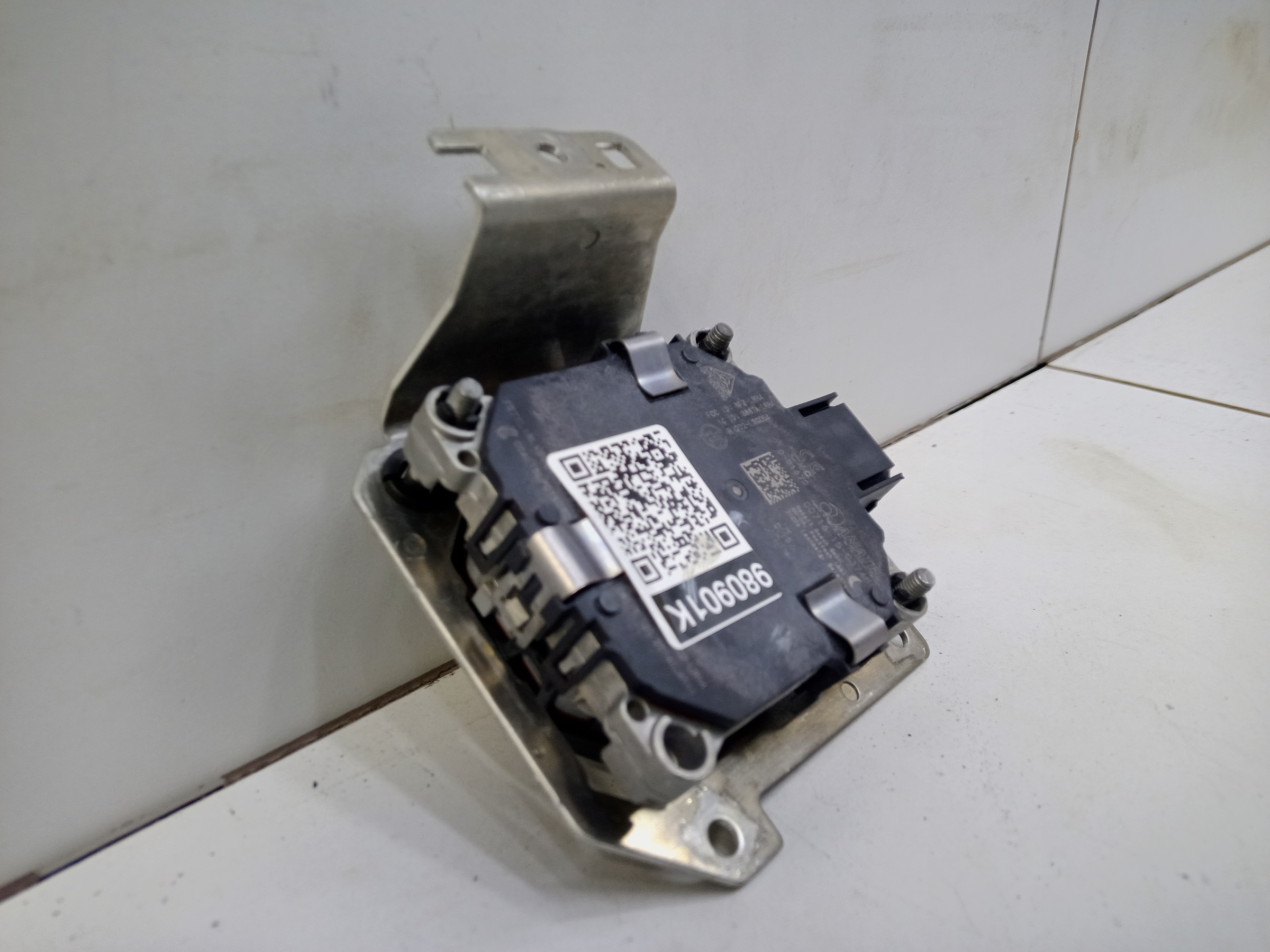 Радар адаптивного круиз контроля " дистроник " левый Audi A4 B9