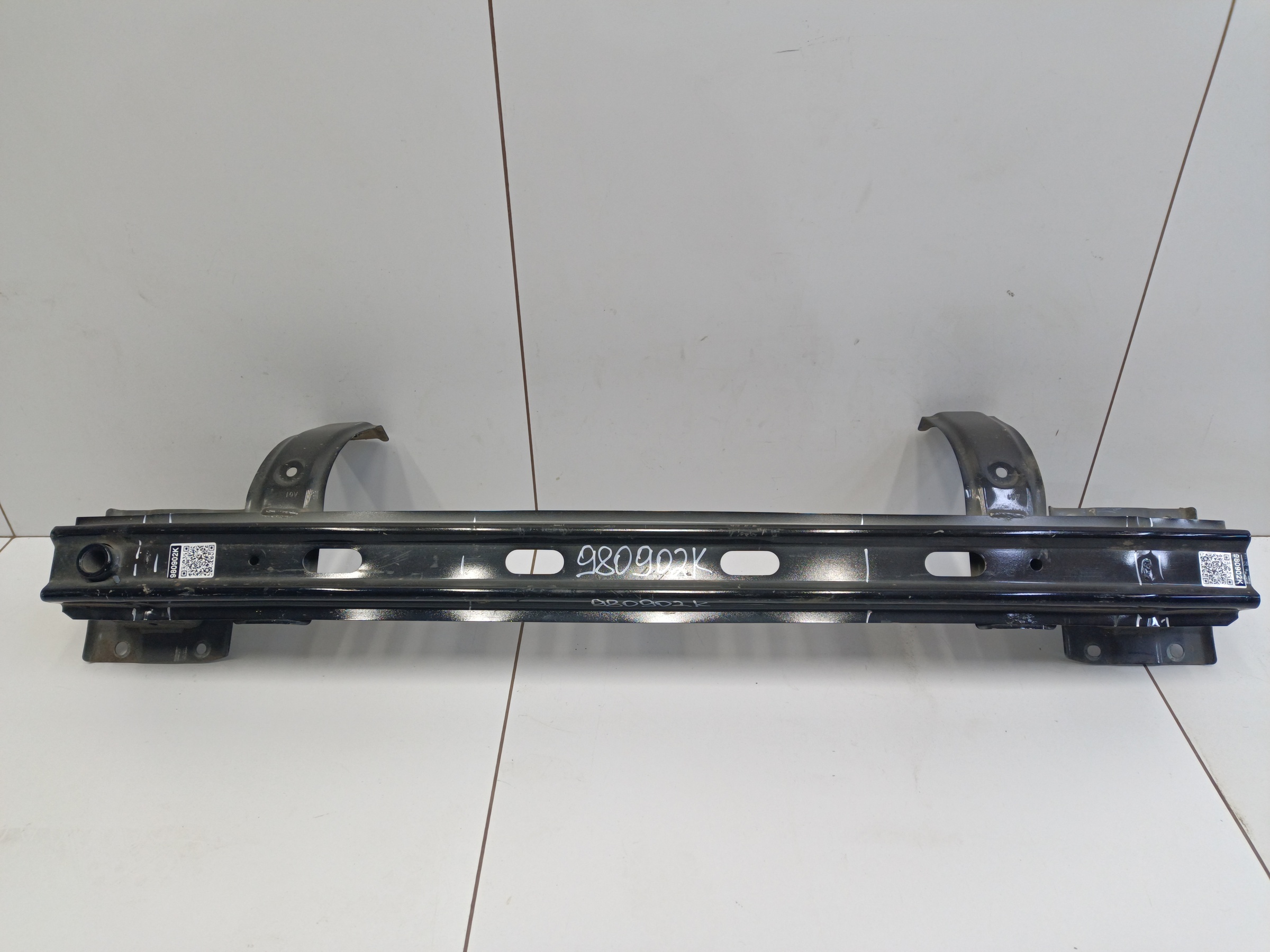 Усилитель заднего бампера Haval Jolion