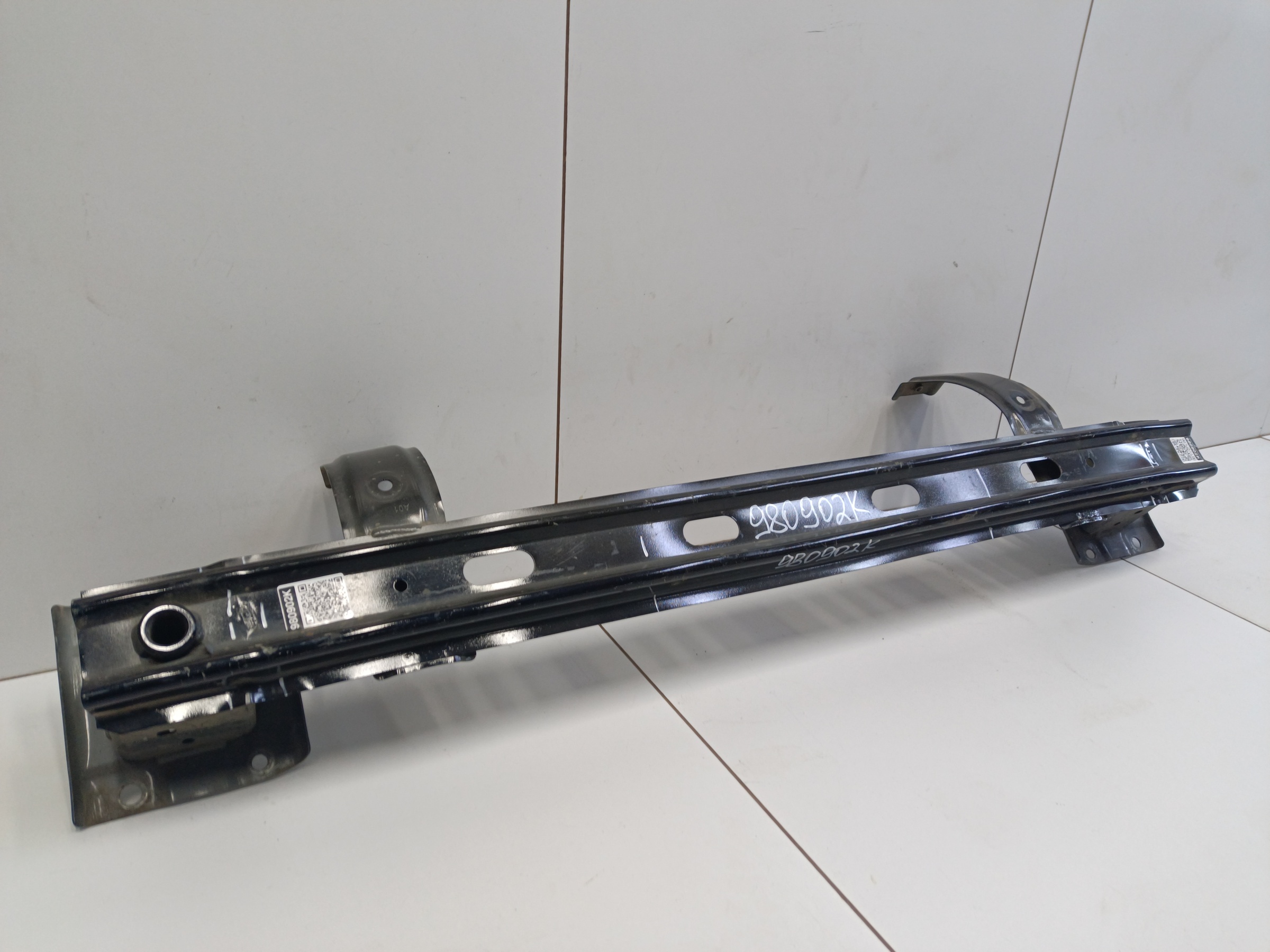 Усилитель заднего бампера Haval Jolion