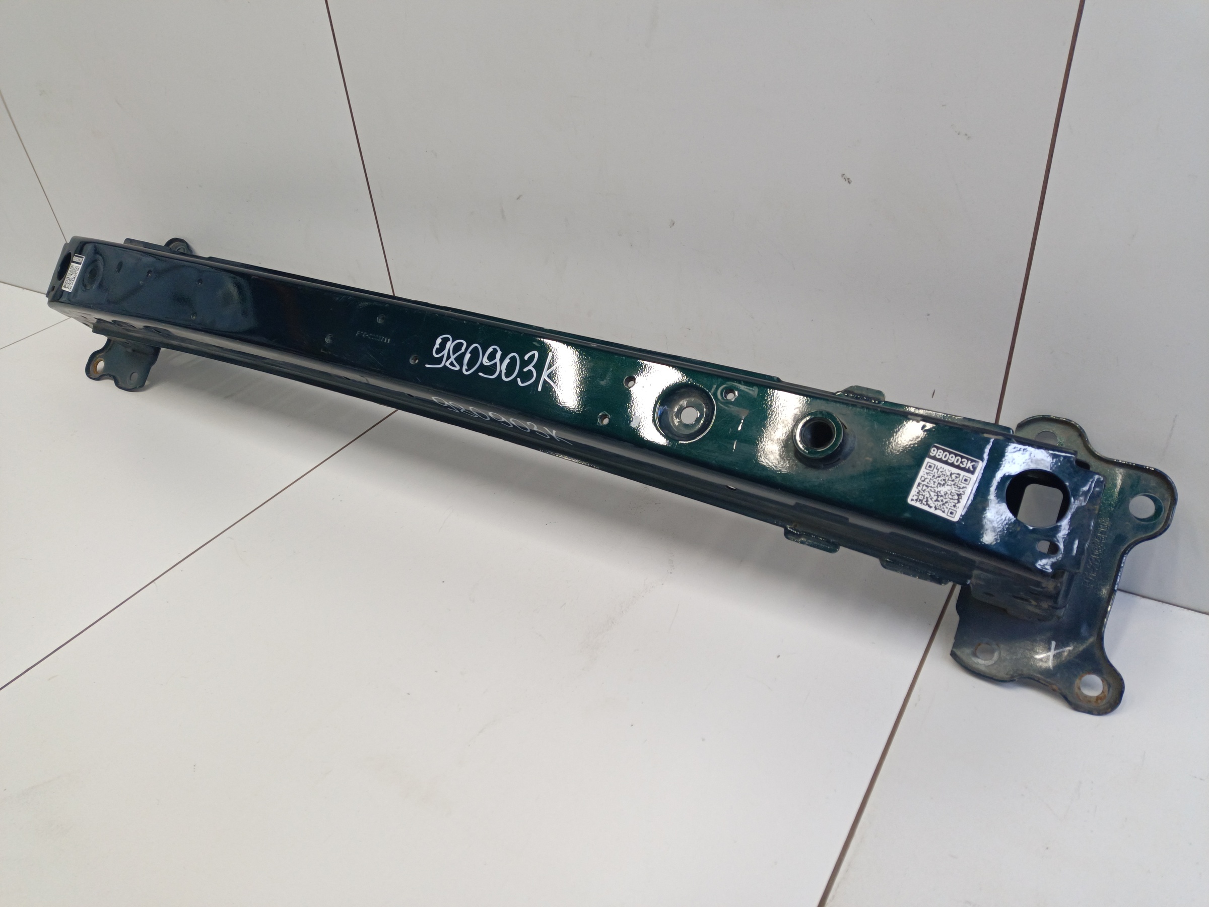 Усилитель переднего бампера Jetour Dashing