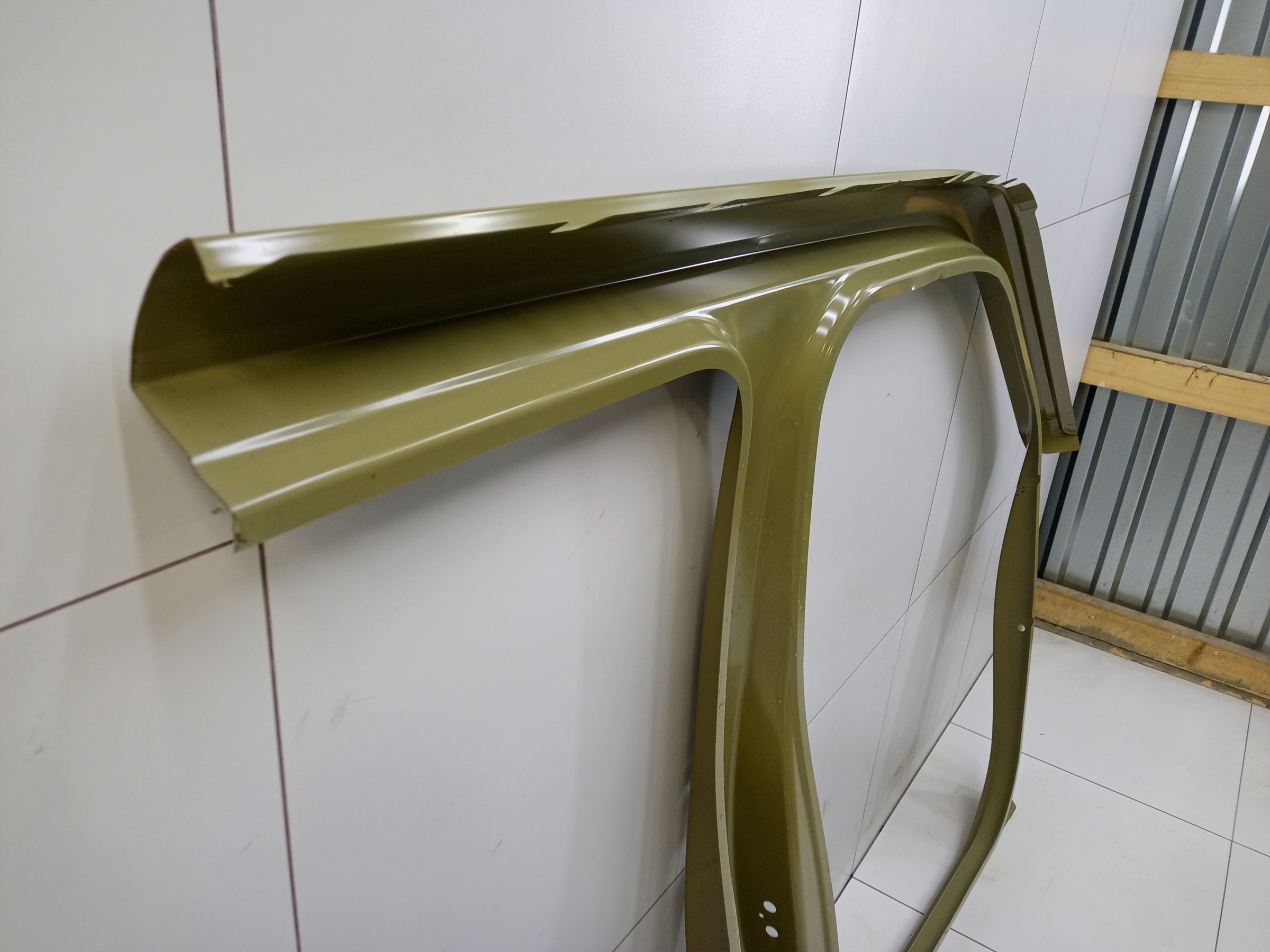 Панель кузова боковая левая Haval H3