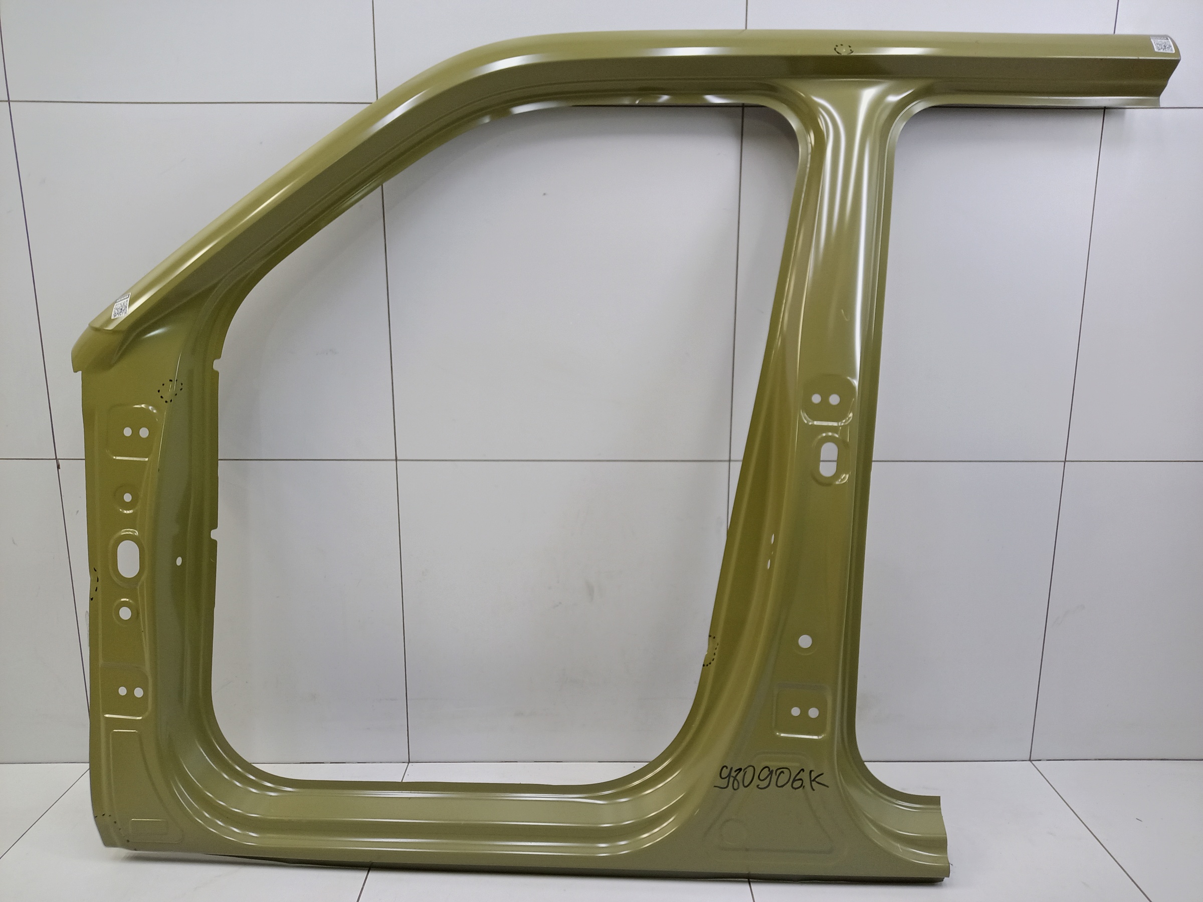 Панель кузова боковая левая Haval H3