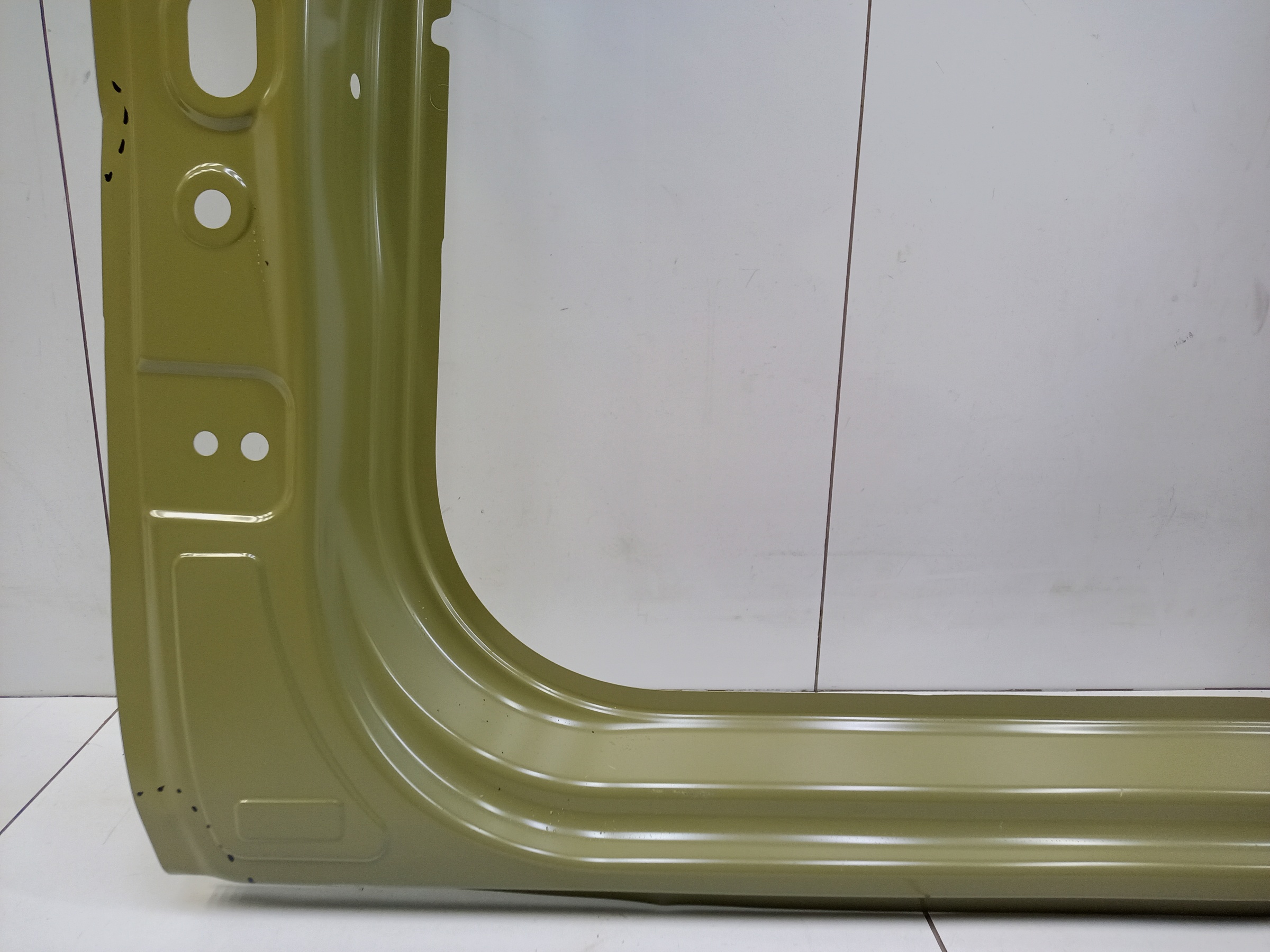 Панель кузова боковая левая Haval H3