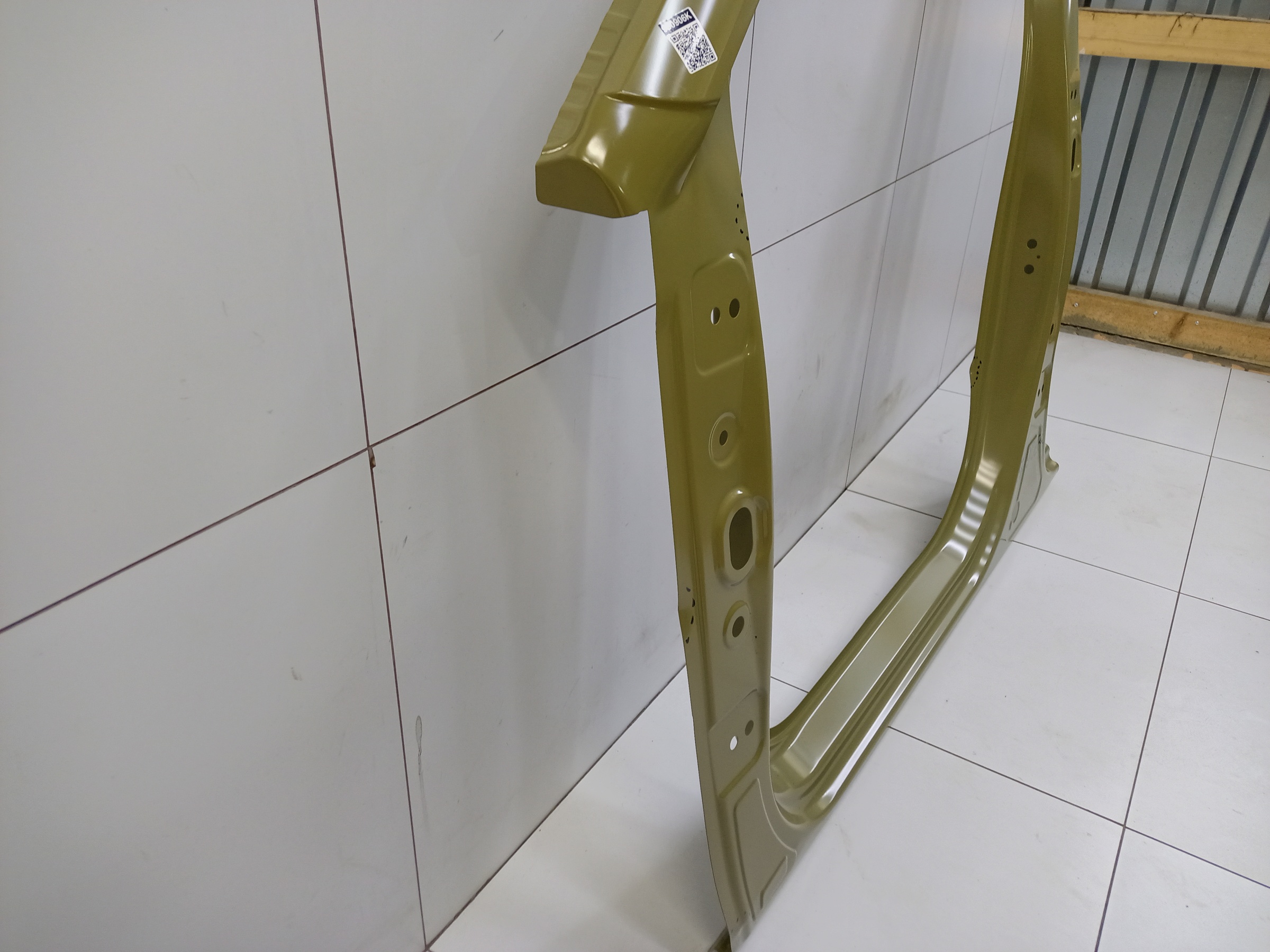 Панель кузова боковая левая Haval H3