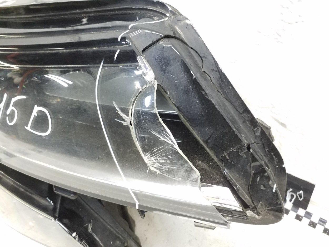 Фара передняя правая Skoda Kodiaq LED