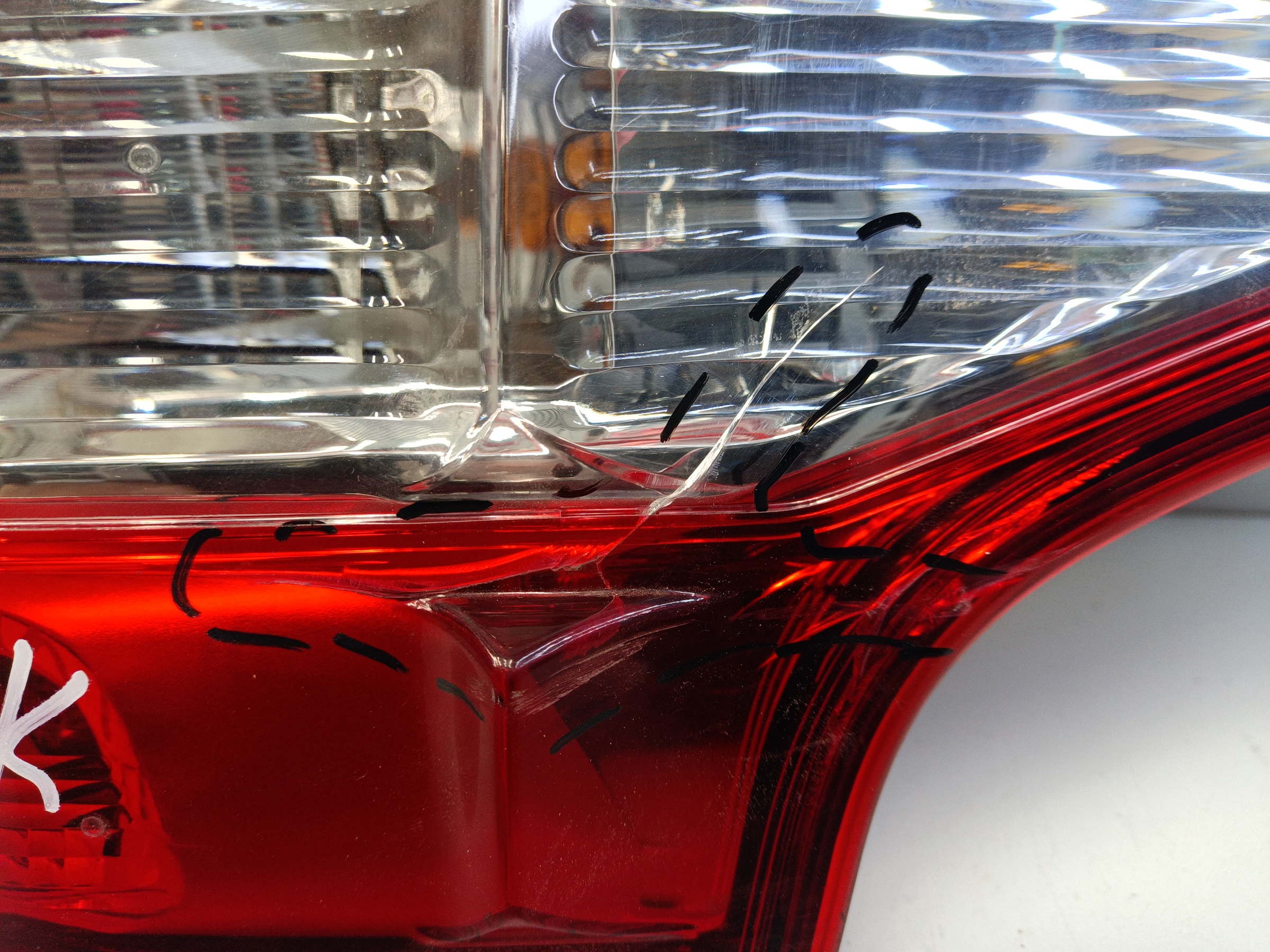 Фонарь задний правый наружный Nissan Qashqai 2