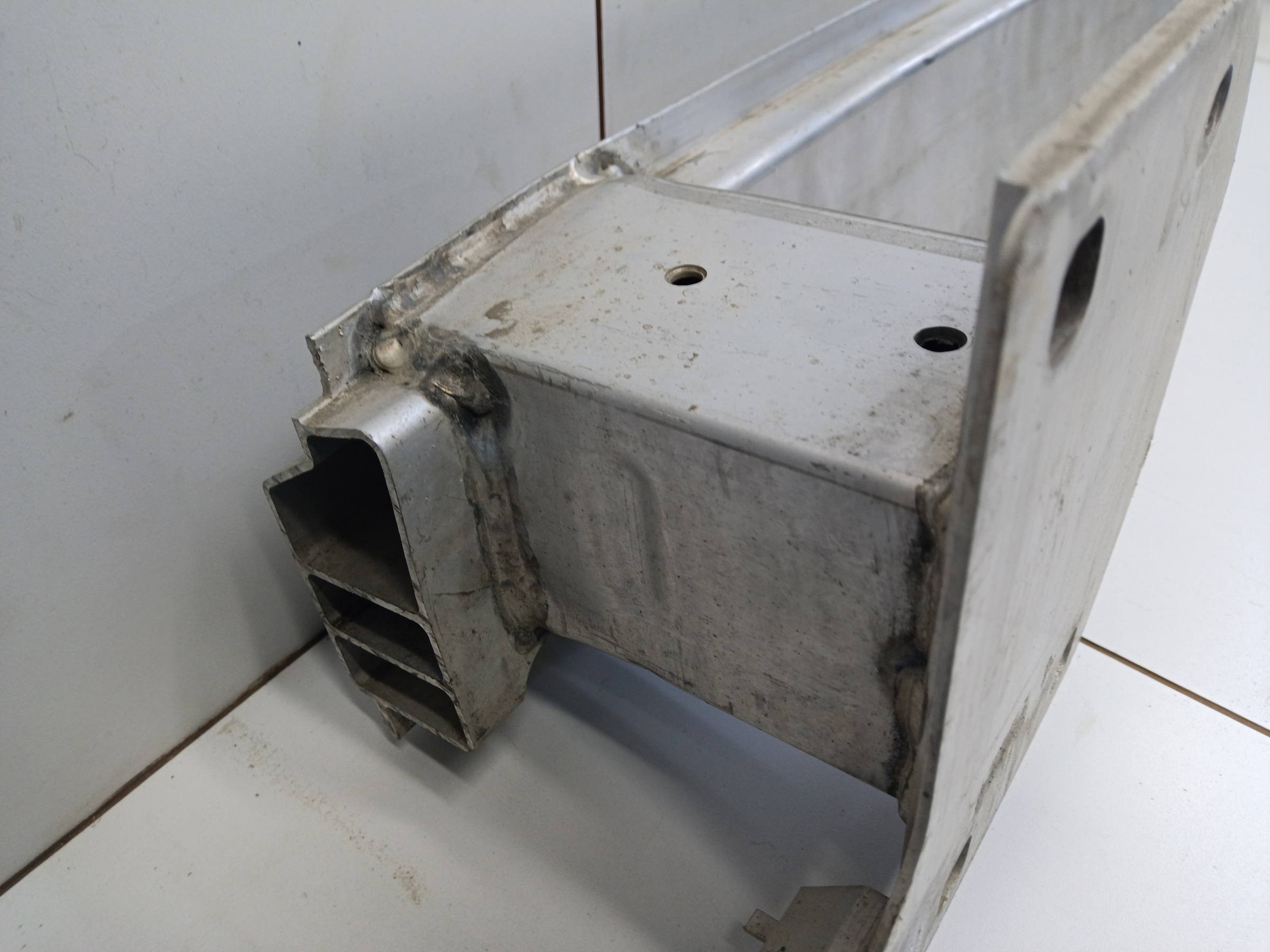 Усилитель заднего бампера BMW X5 G05