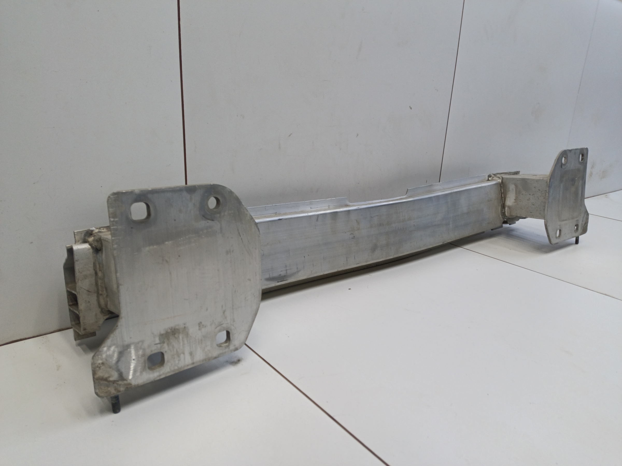 Усилитель заднего бампера BMW X5 G05