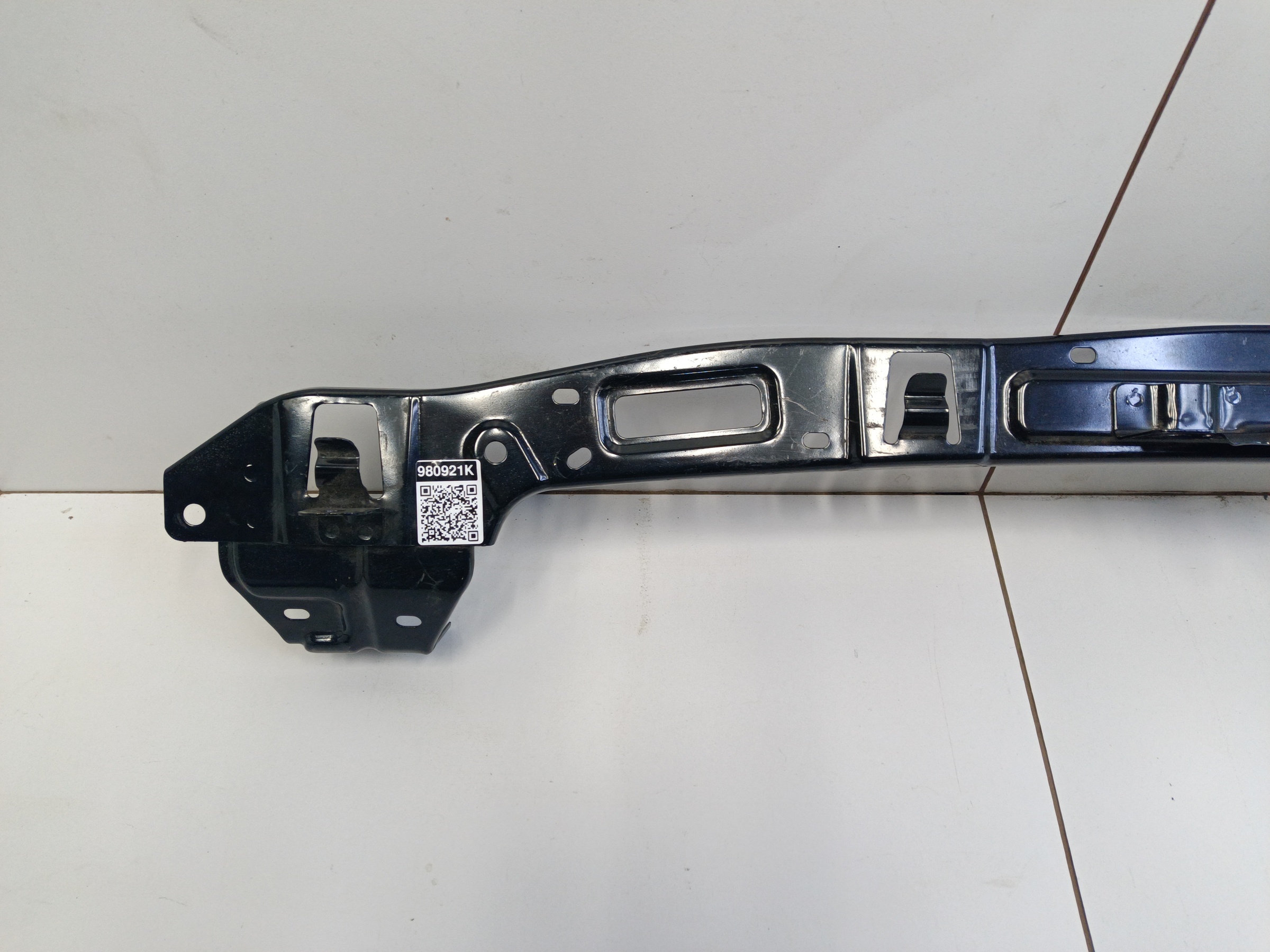 Кронштейн переднего бампера Tank 500