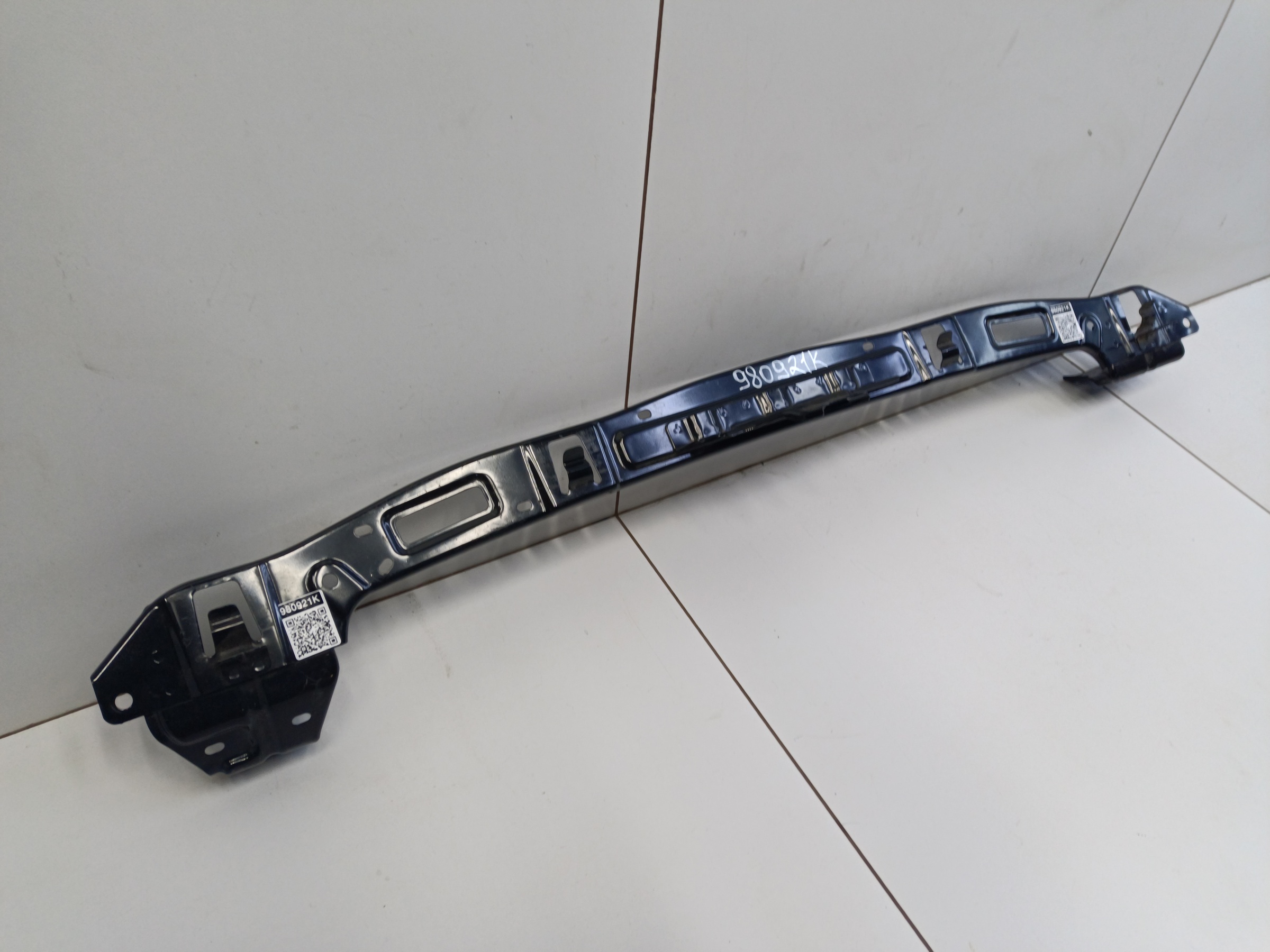 Кронштейн переднего бампера Tank 500