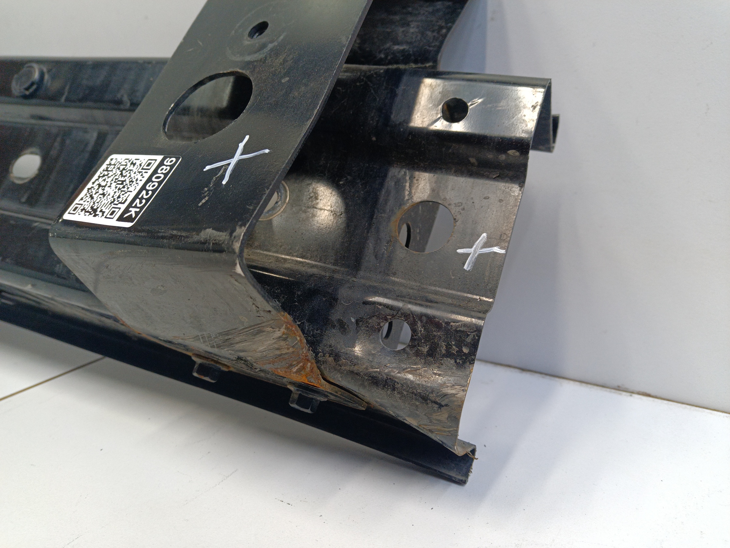 Усилитель переднего бампера Tank 300