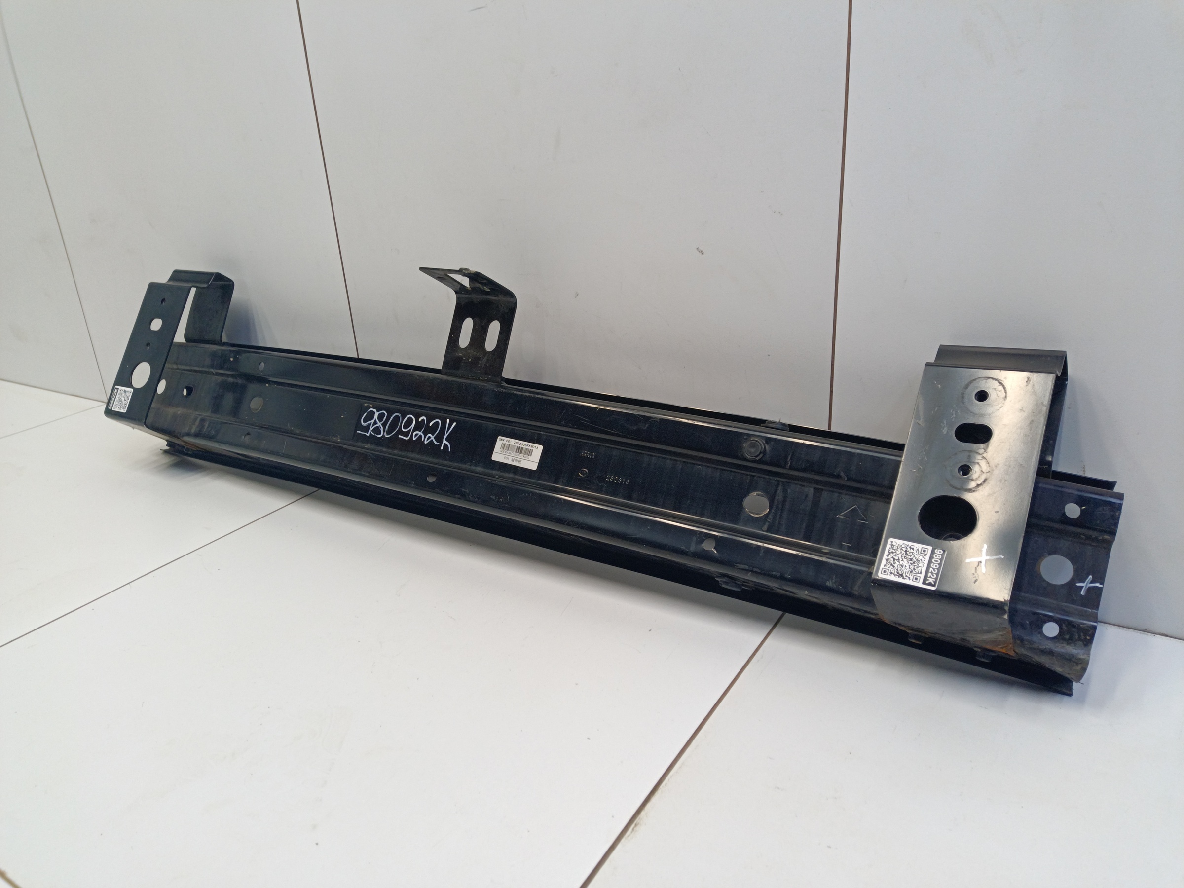 Усилитель переднего бампера Tank 300