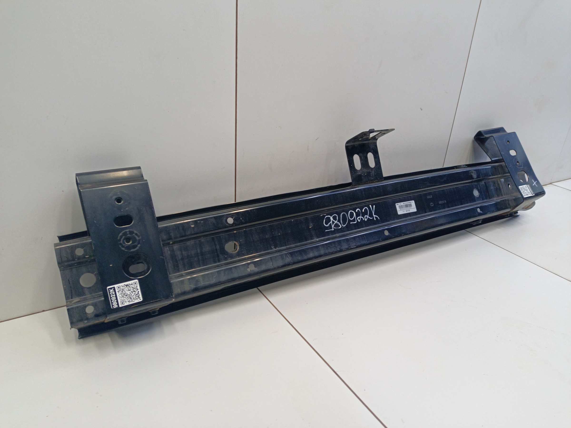 Усилитель переднего бампера Tank 300