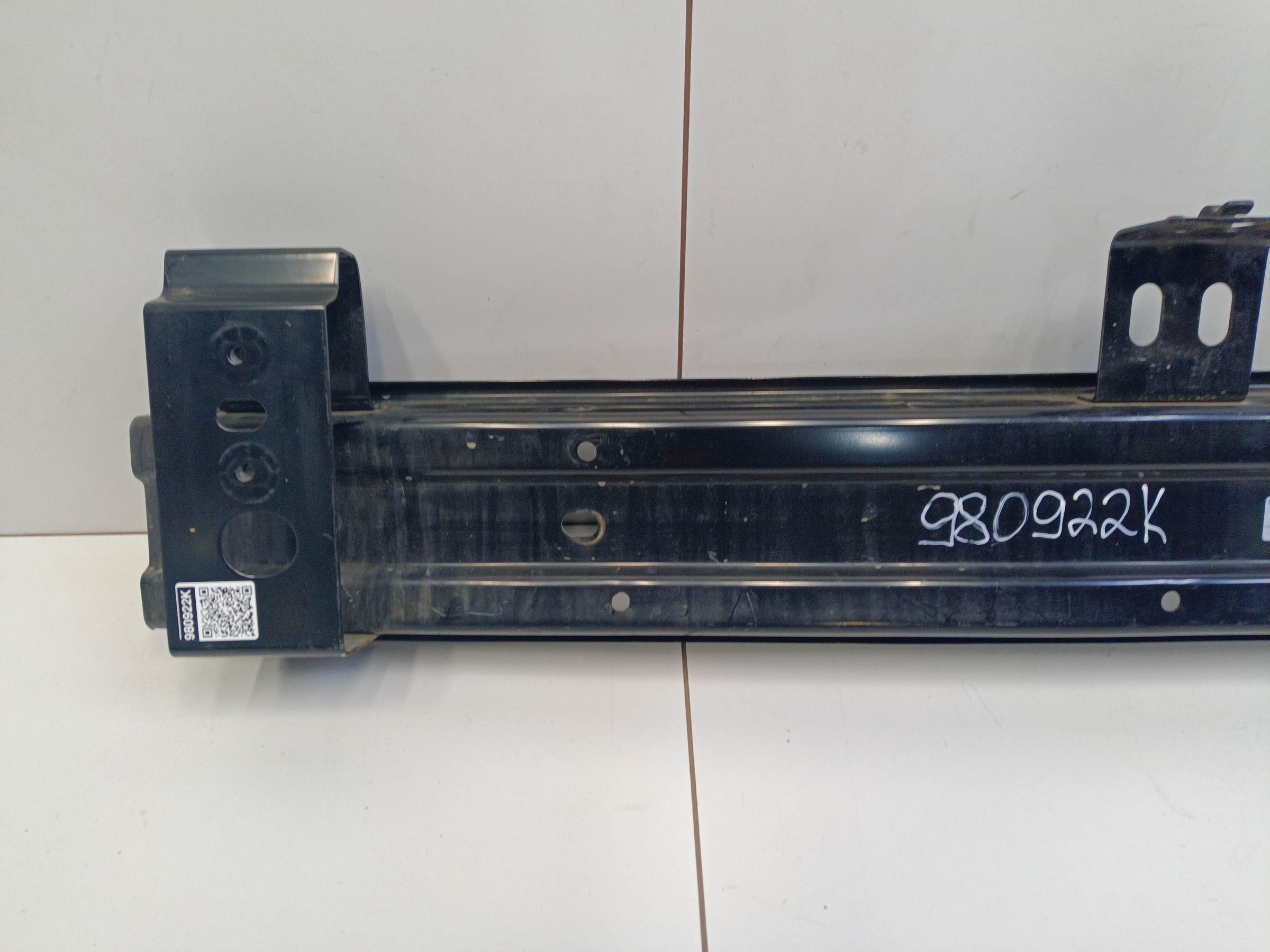 Усилитель переднего бампера Tank 300