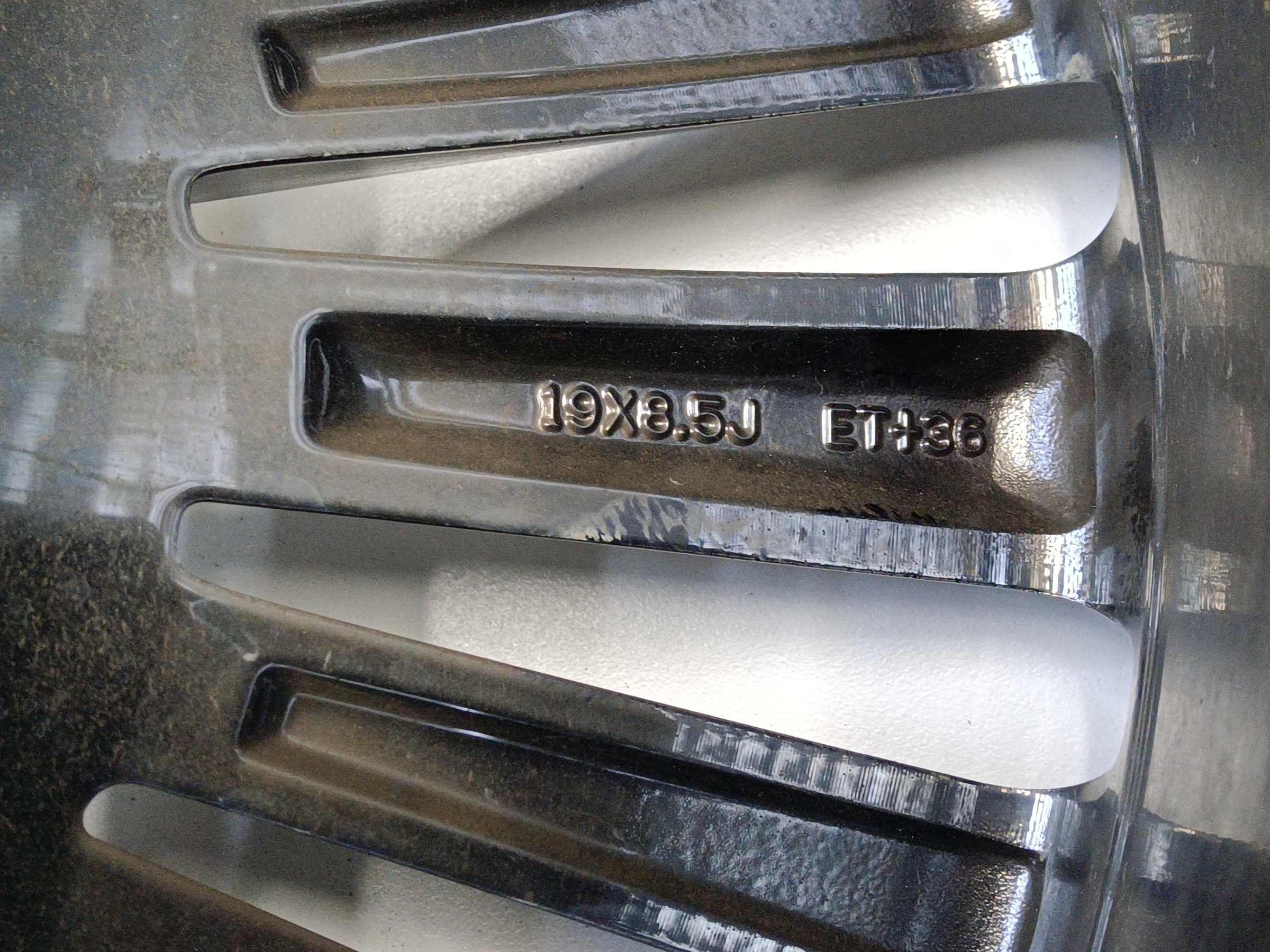 Диск колеса литой Tank 500 R19