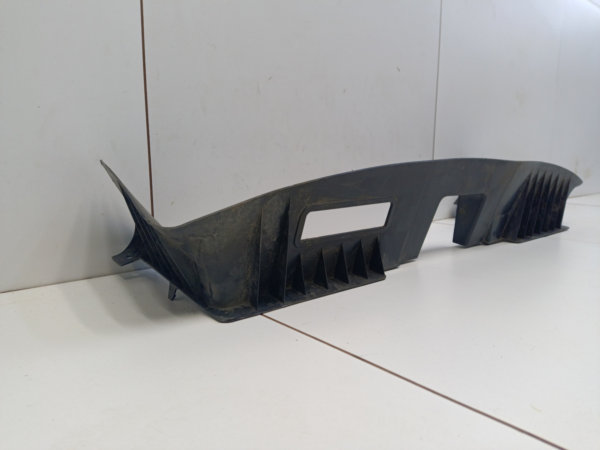 Воздуховод радиатора верхний Hongqi HS5