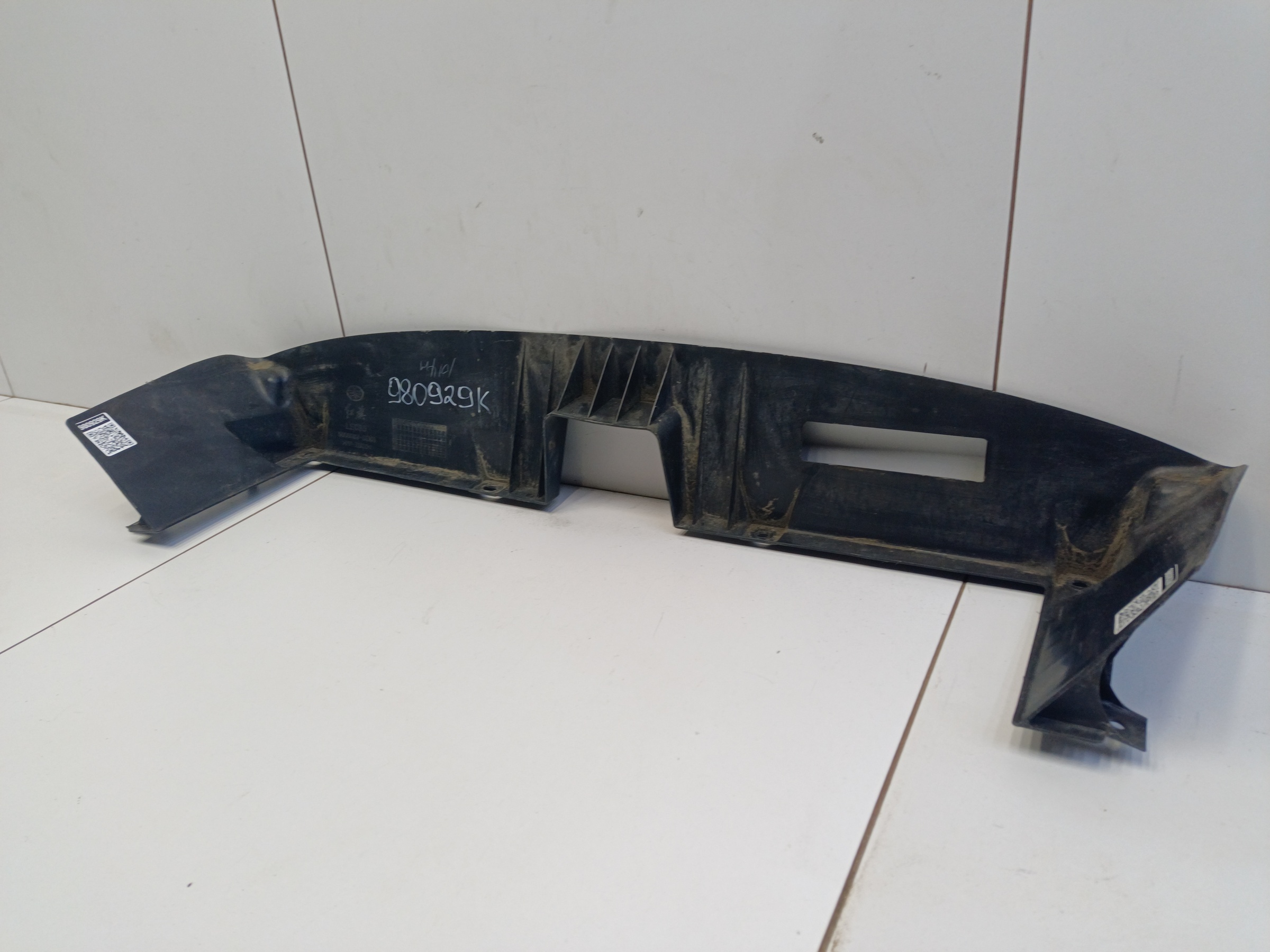 Воздуховод радиатора верхний Hongqi HS5