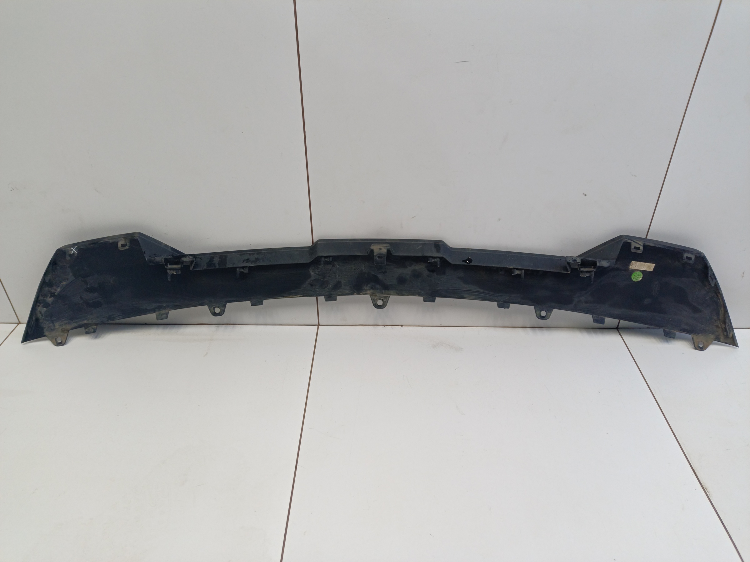 Накладка переднего бампера Geely Atlas 2