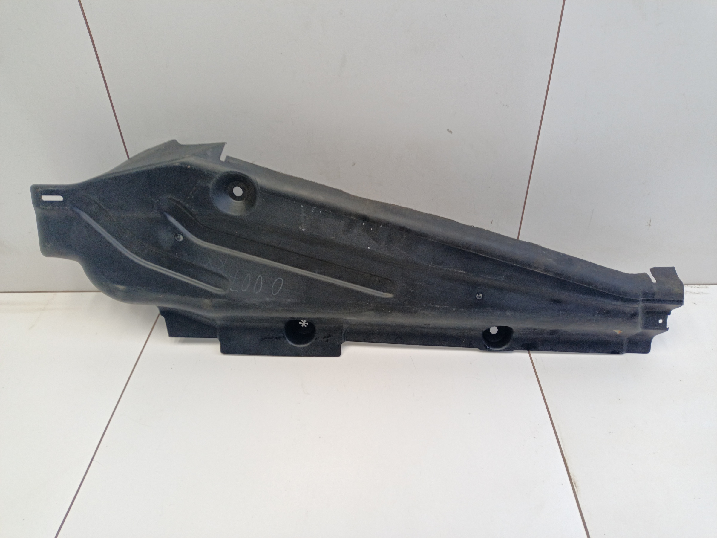 Защита днища задняя левая Mercedes Benz GL-Klasse X166