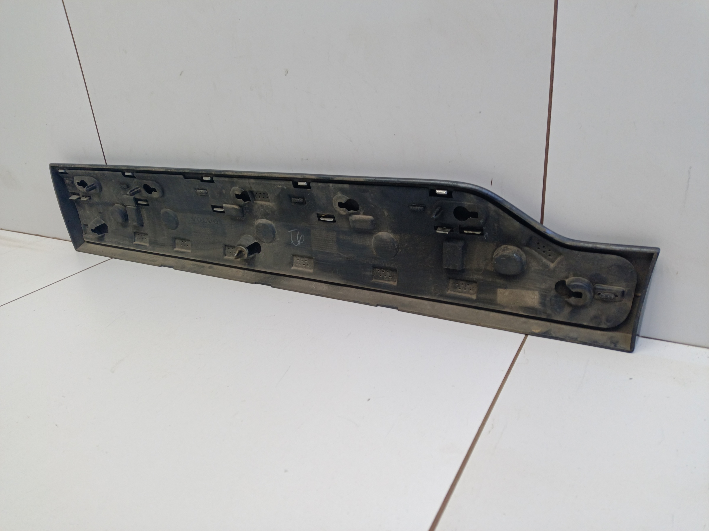 Накладка двери задней правой Volvo XC90 2