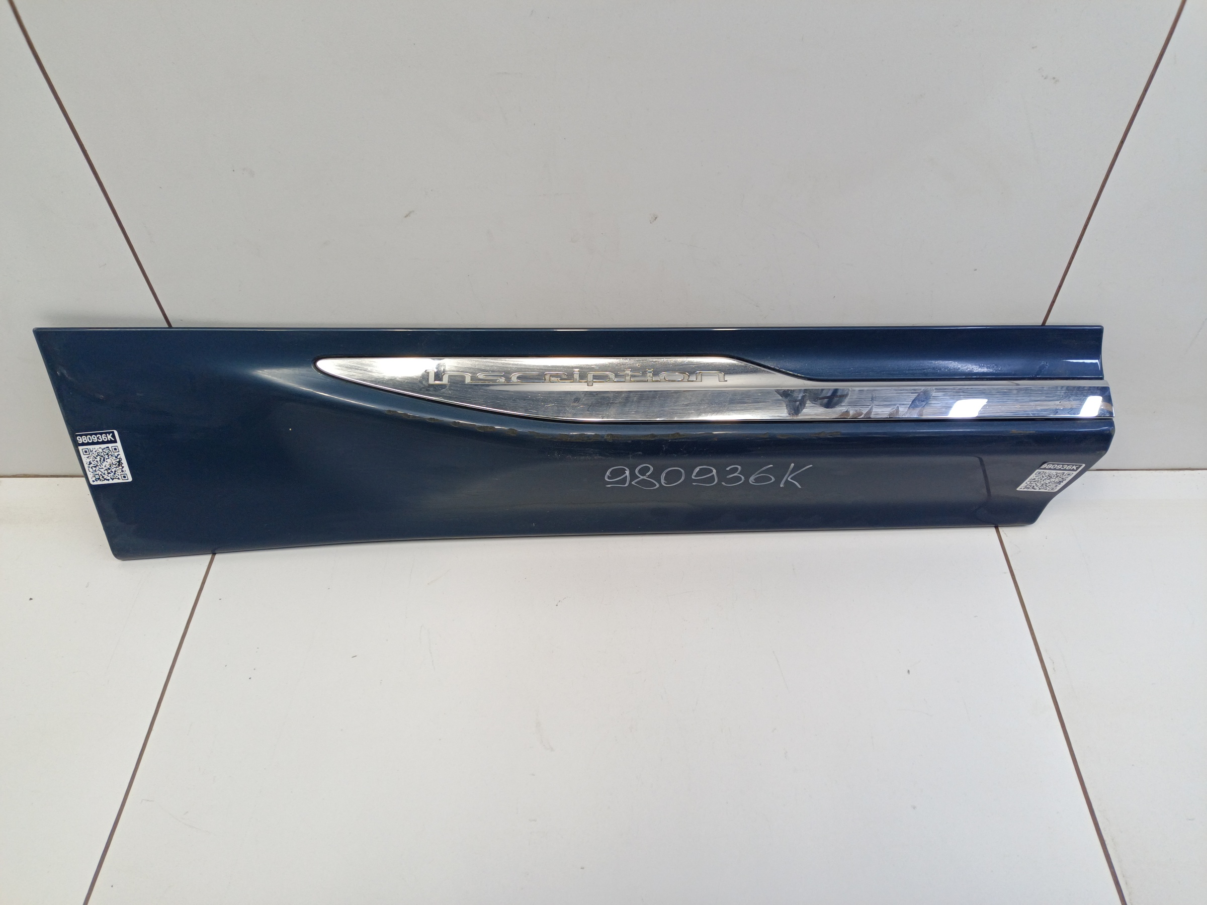 Накладка двери задней правой Volvo XC60  2