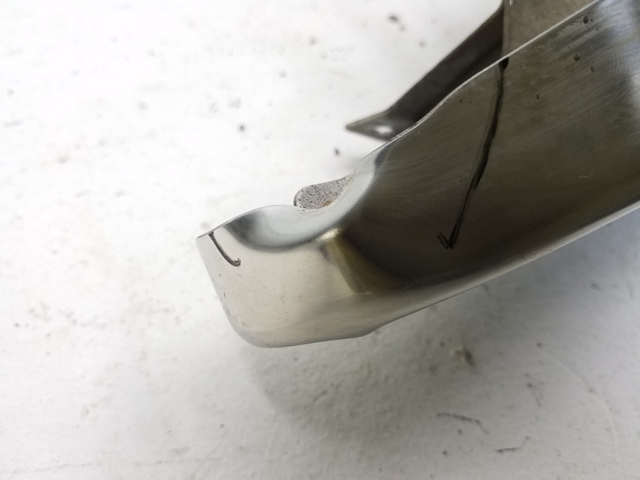 Насадка глушителя левая Geely Tugella