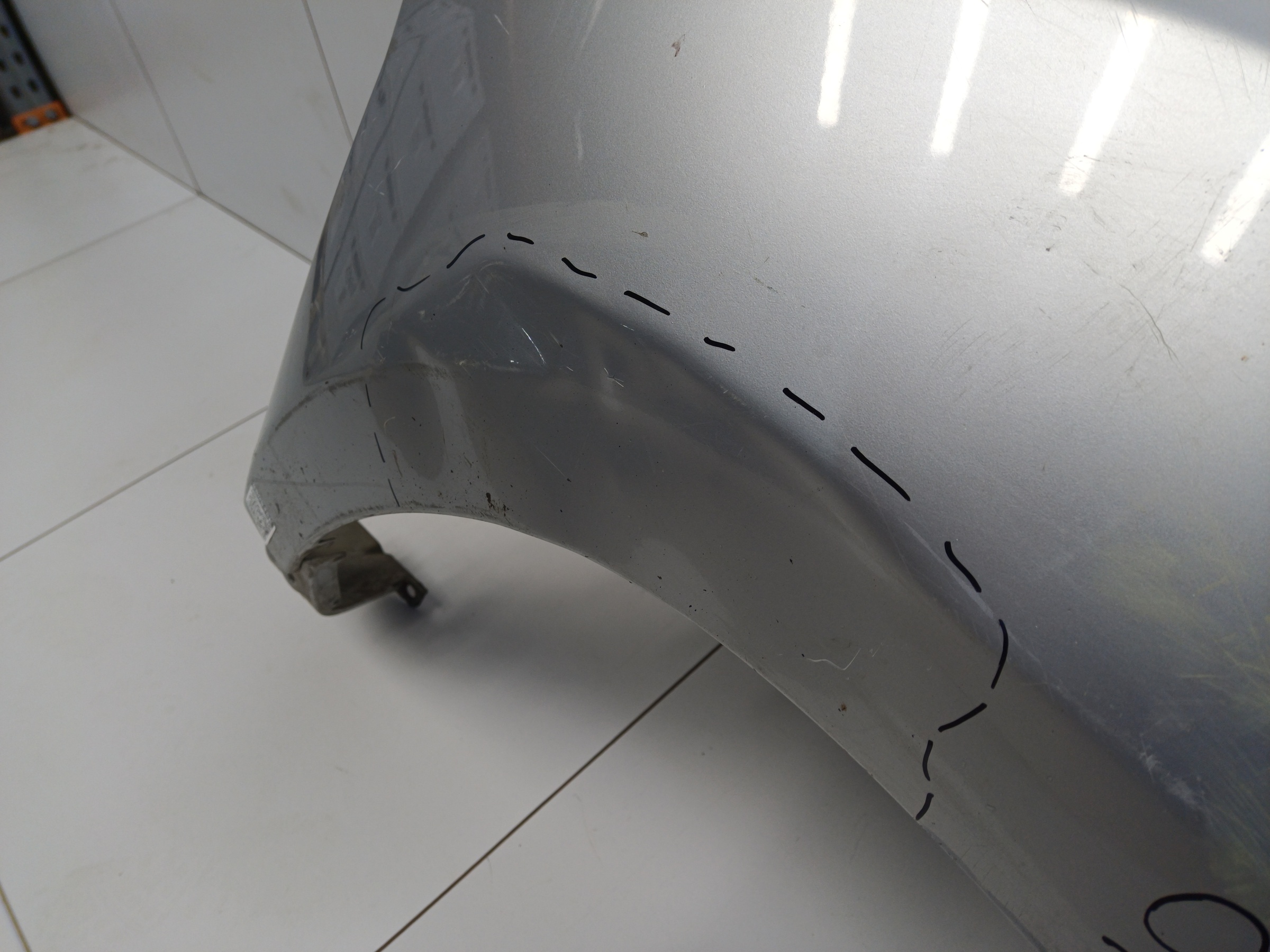 Крыло переднее правое Renault Duster 1