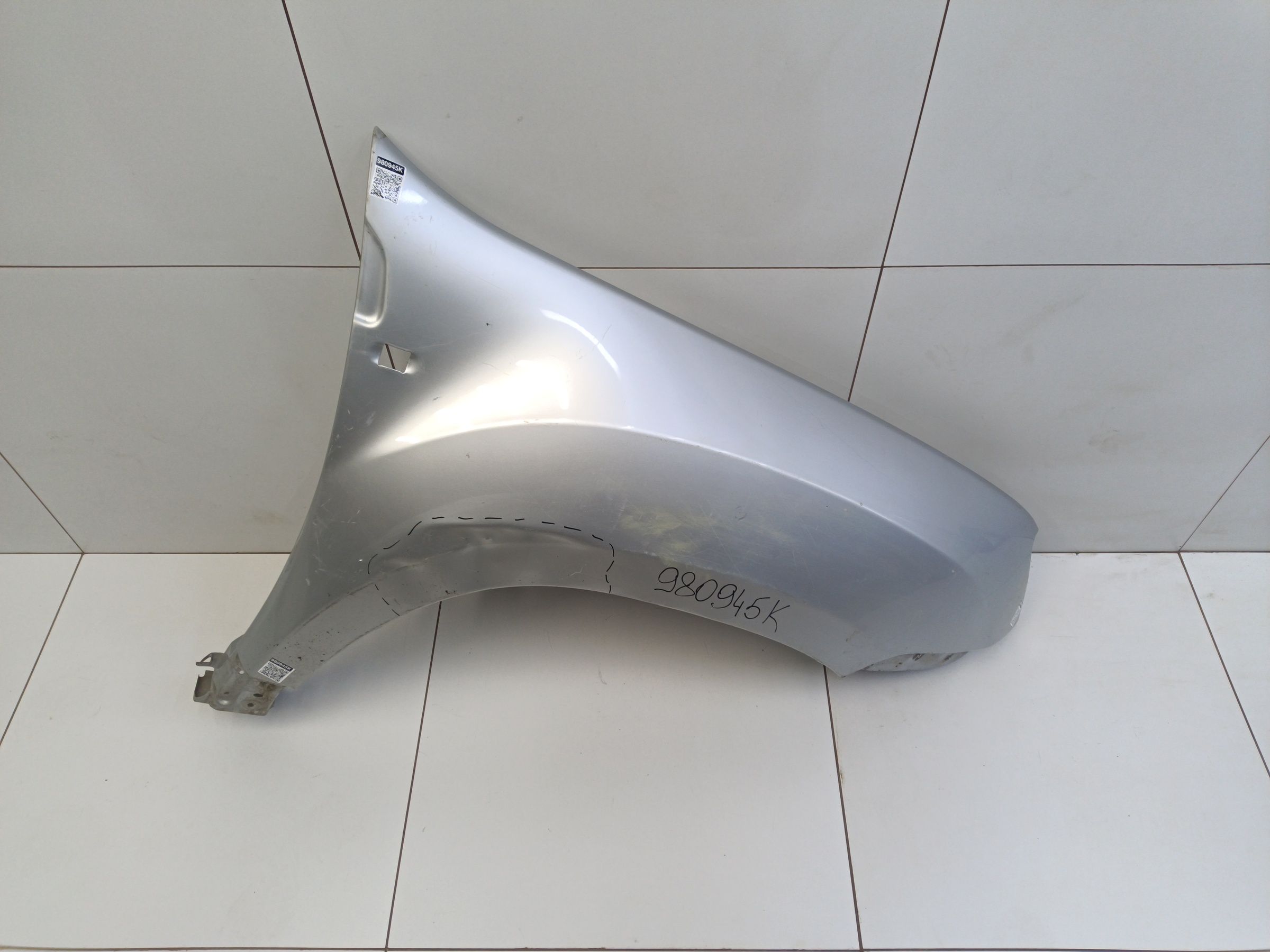 Крыло переднее правое Renault Duster 1