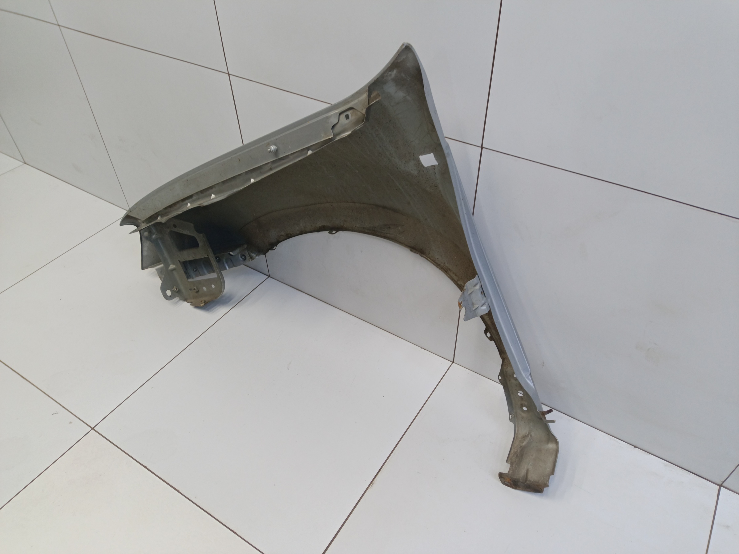 Крыло переднее правое Renault Duster 1