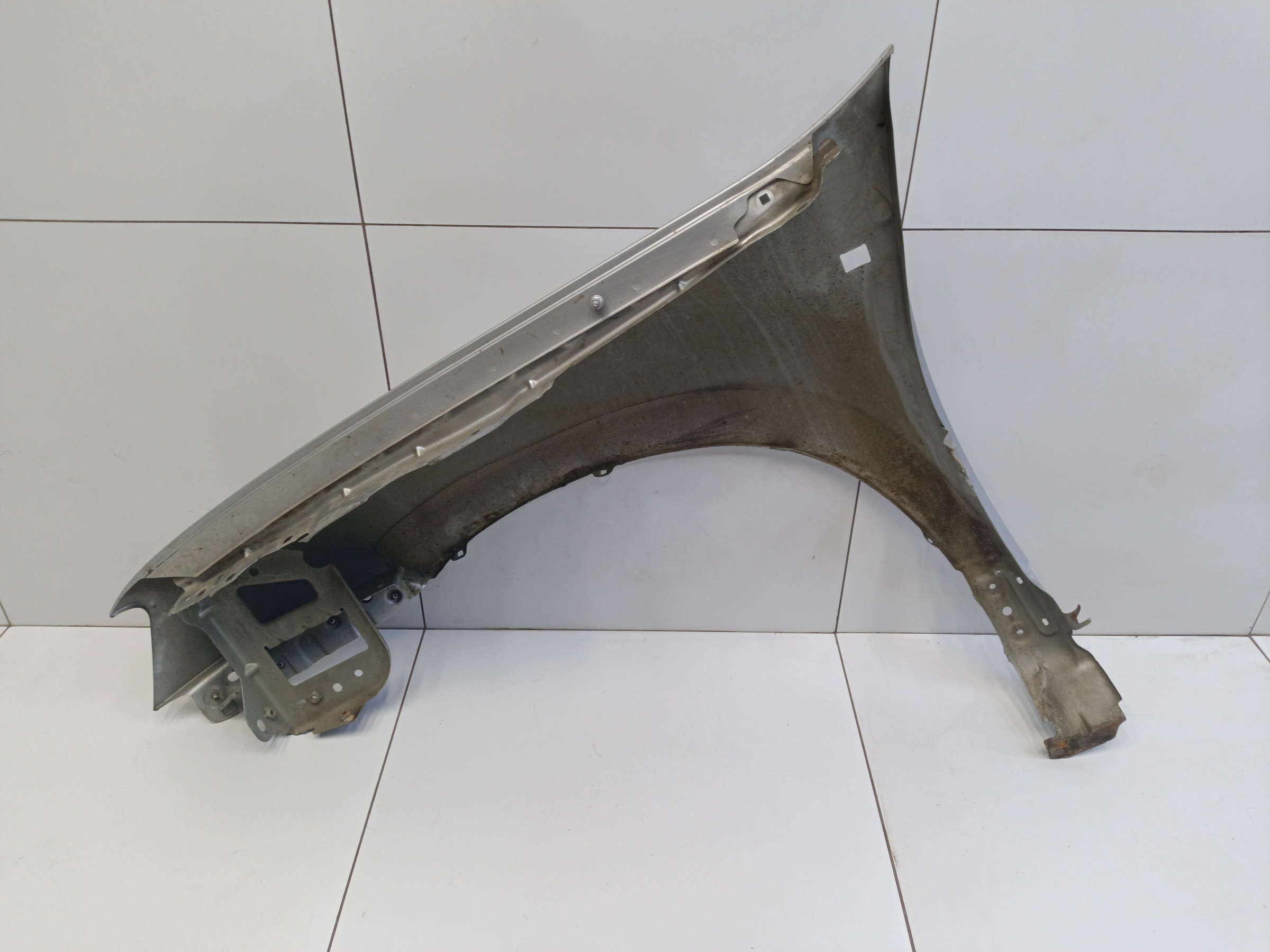 Крыло переднее правое Renault Duster 1