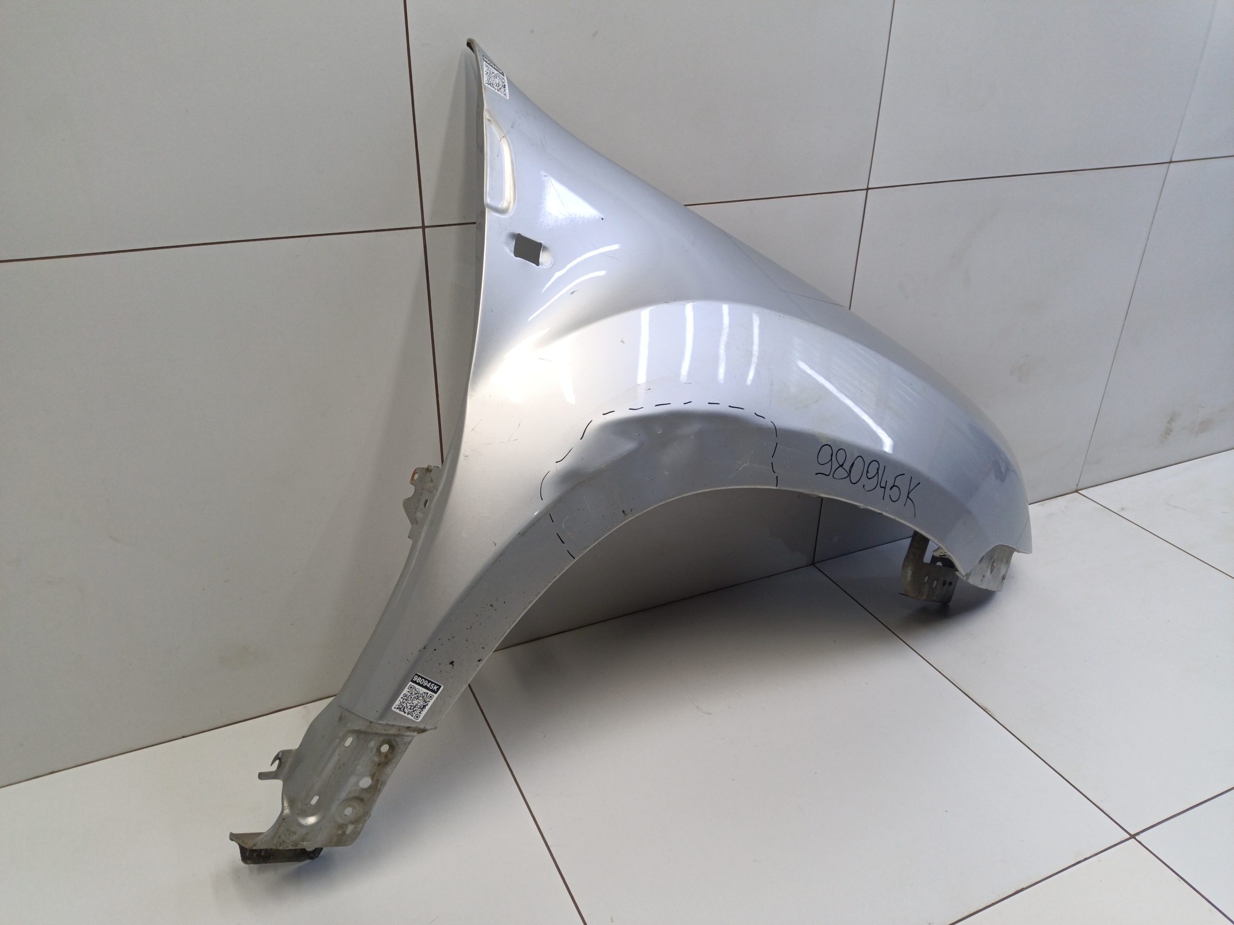 Крыло переднее правое Renault Duster 1