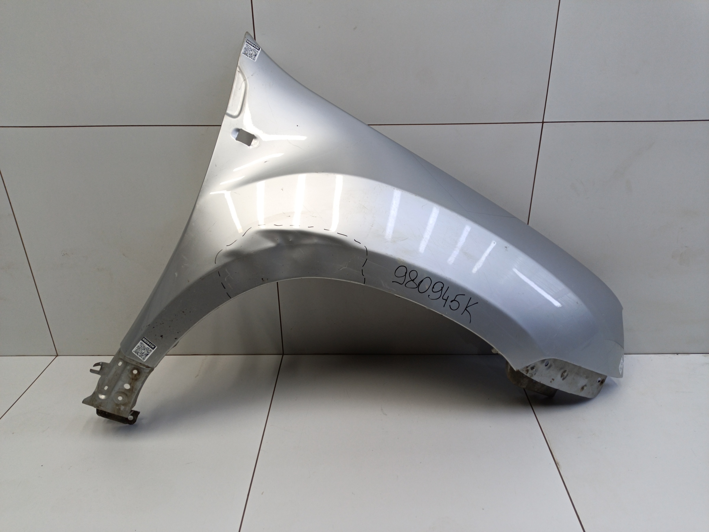 Крыло переднее правое Renault Duster 1