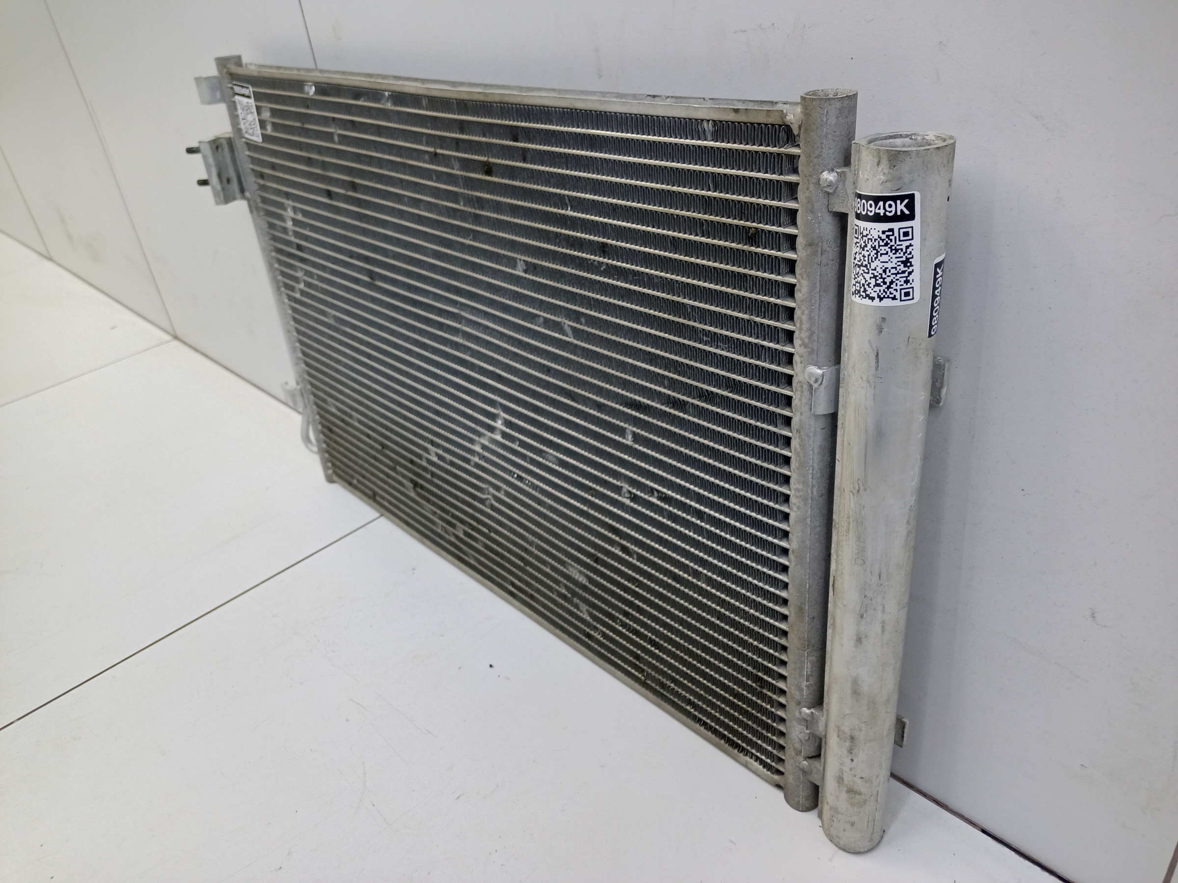 Радиатор кондиционера Hyundai Solaris 1 " Ashuno "