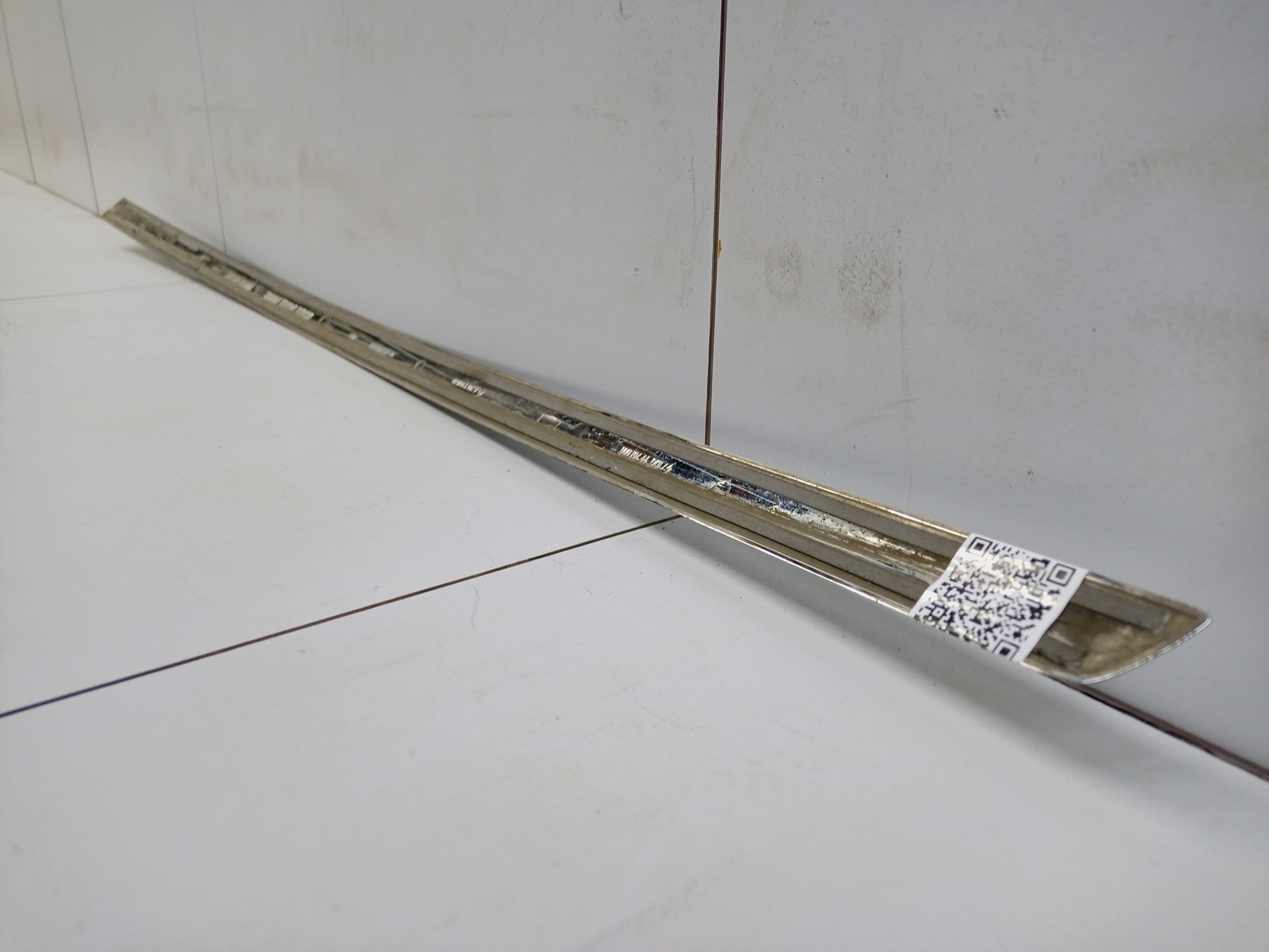 Накладка &laquo; хром &raquo; двери передняя левая Mercedes Benz GLK-Klasse X204