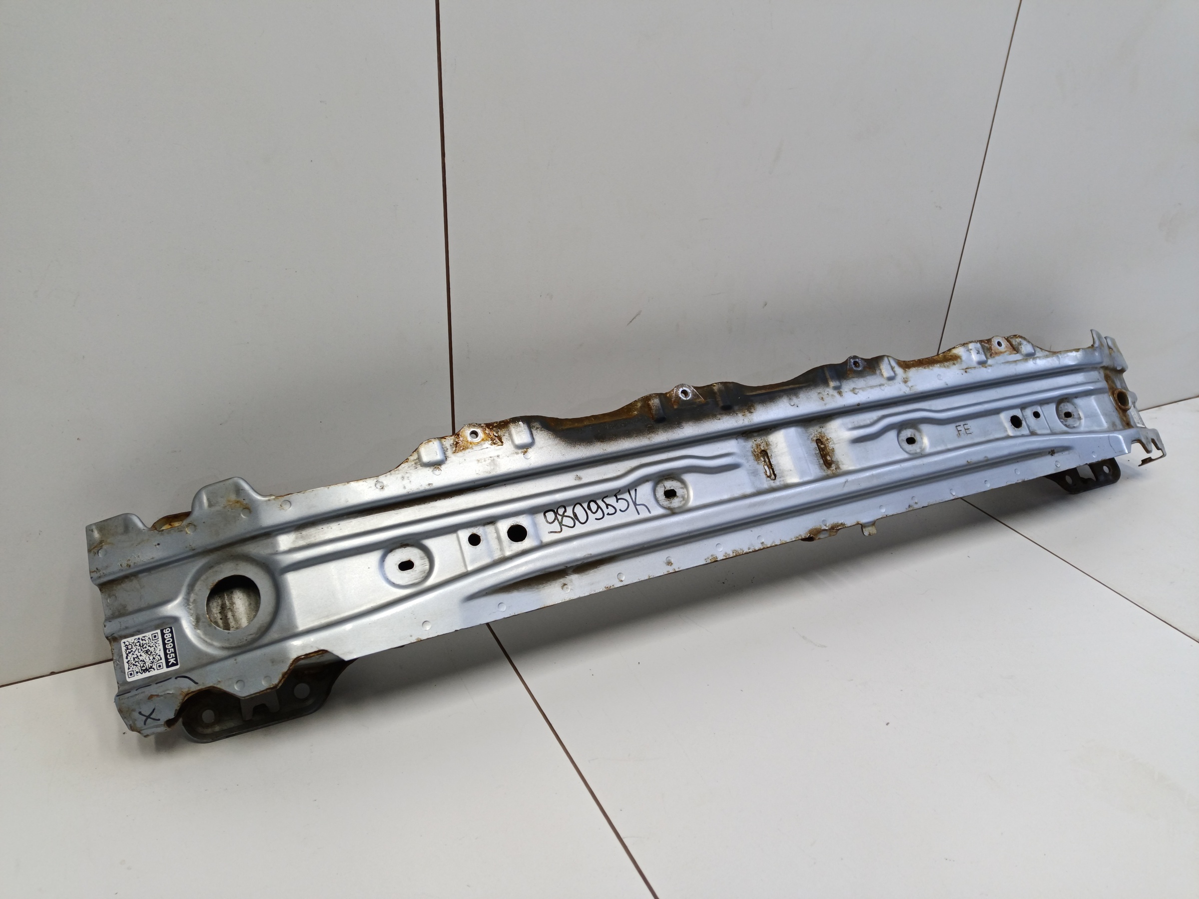 Усилитель переднего бампера Subaru Forester 4 SJ