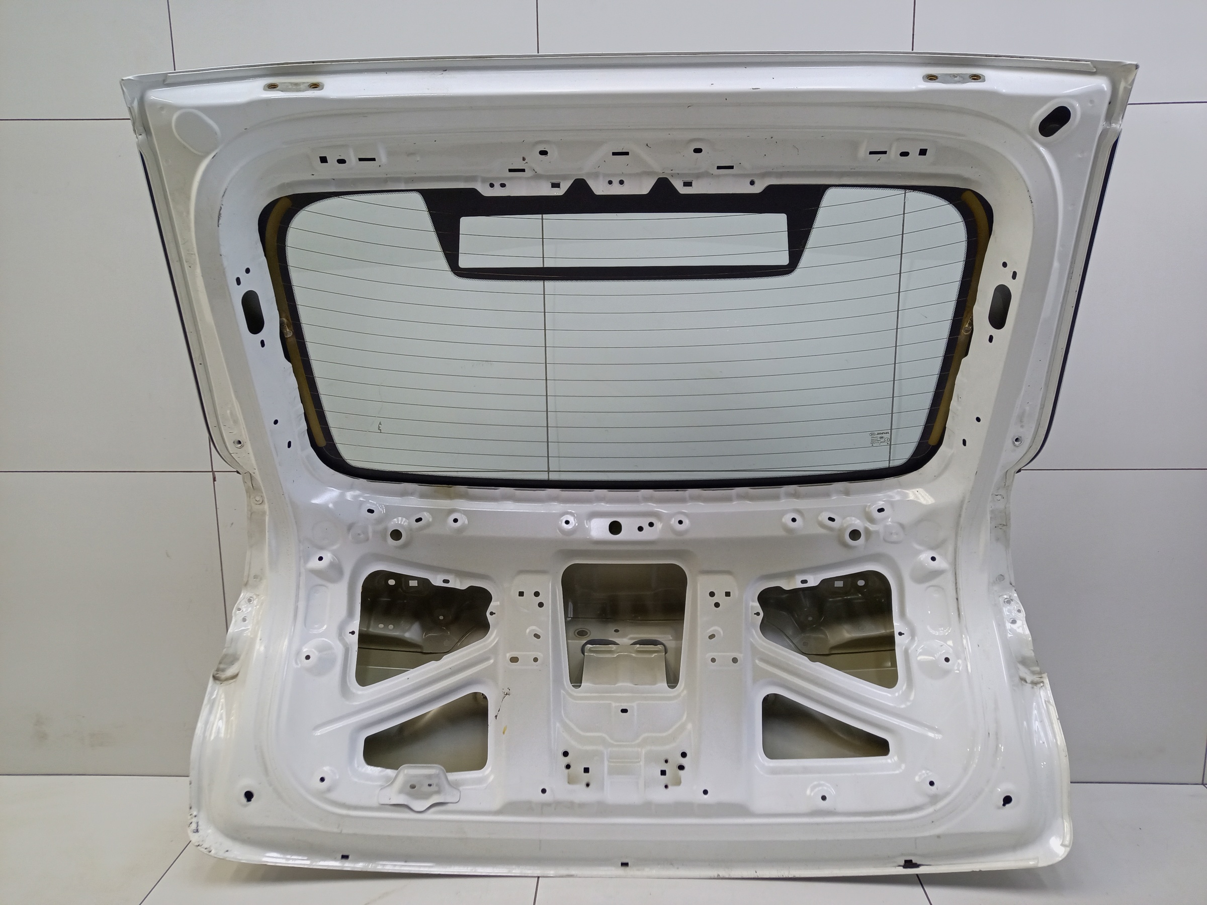 Крышка багажника Haval F7x