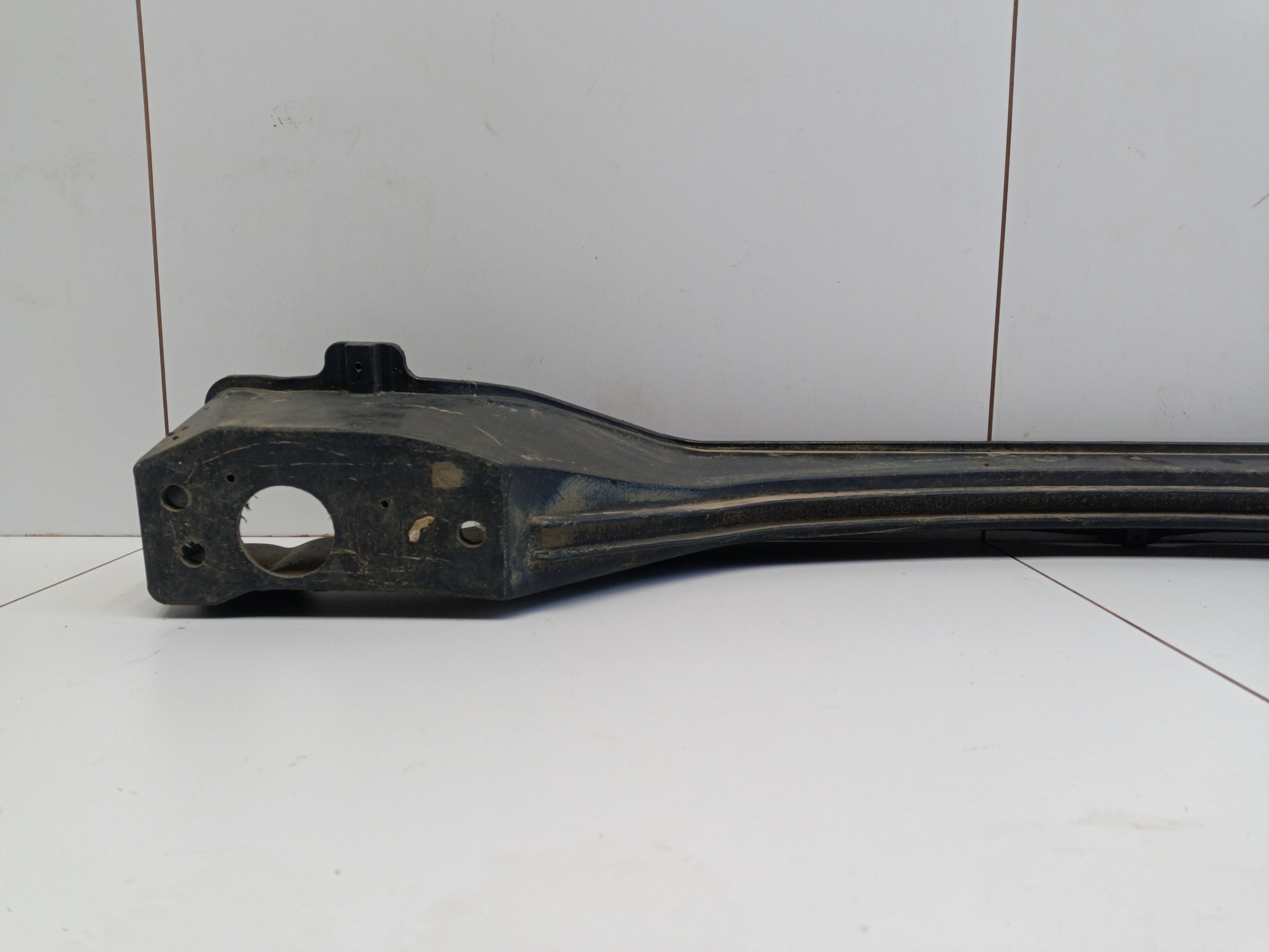 Усилитель заднего бампера Hyundai Santa Fe 4 Restail