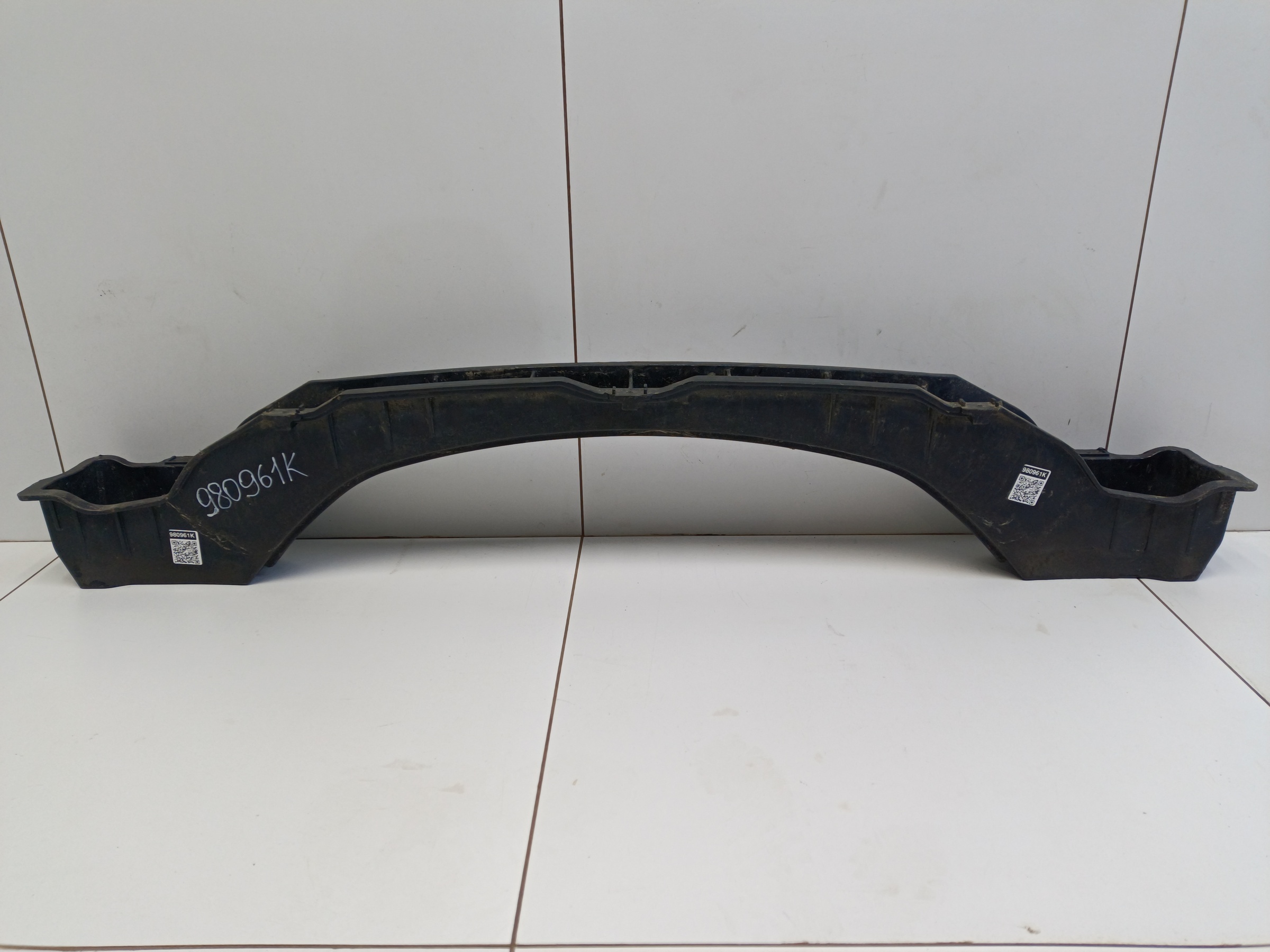 Усилитель заднего бампера Hyundai Santa Fe 4 Restail