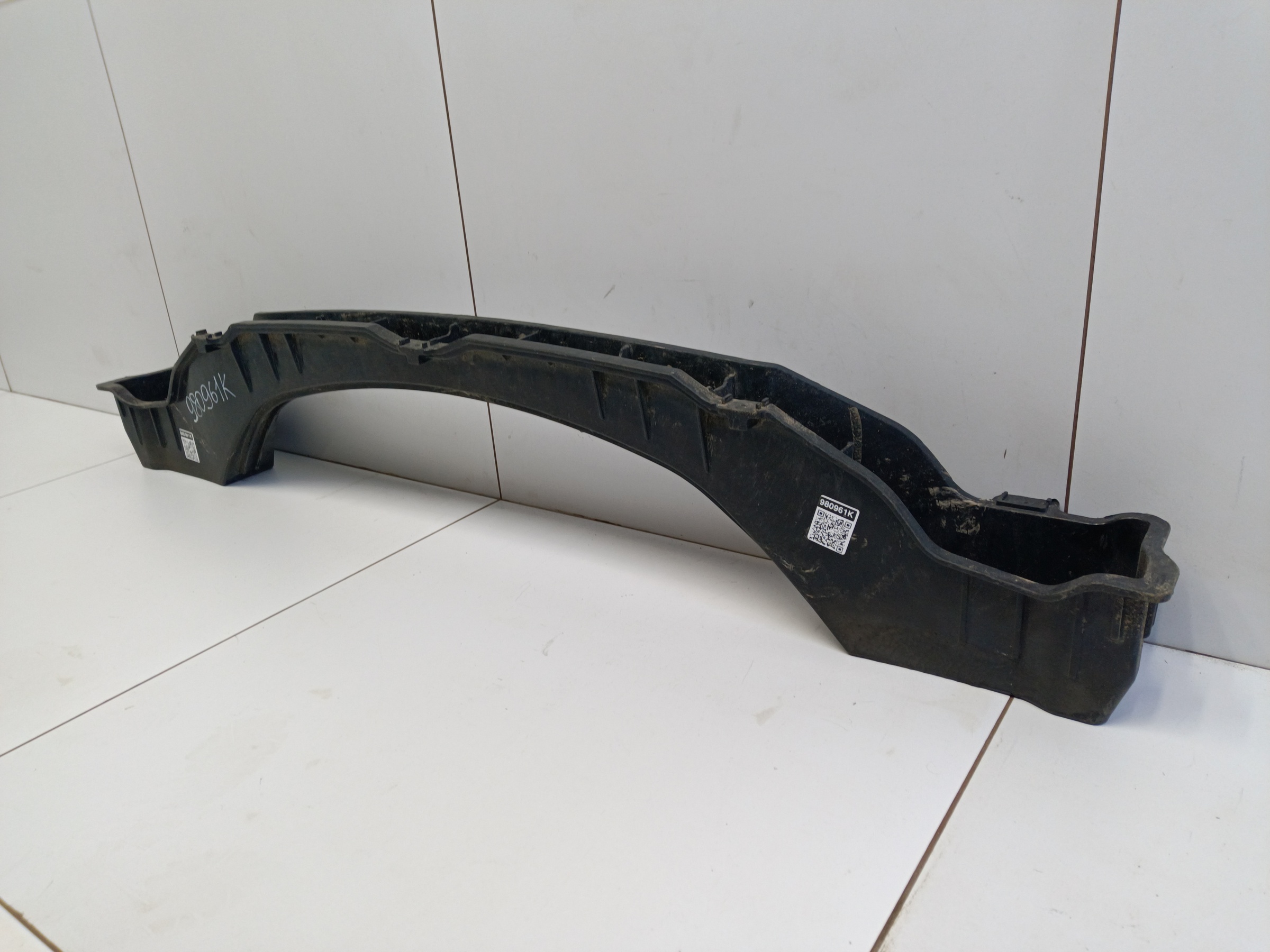 Усилитель заднего бампера Hyundai Santa Fe 4 Restail