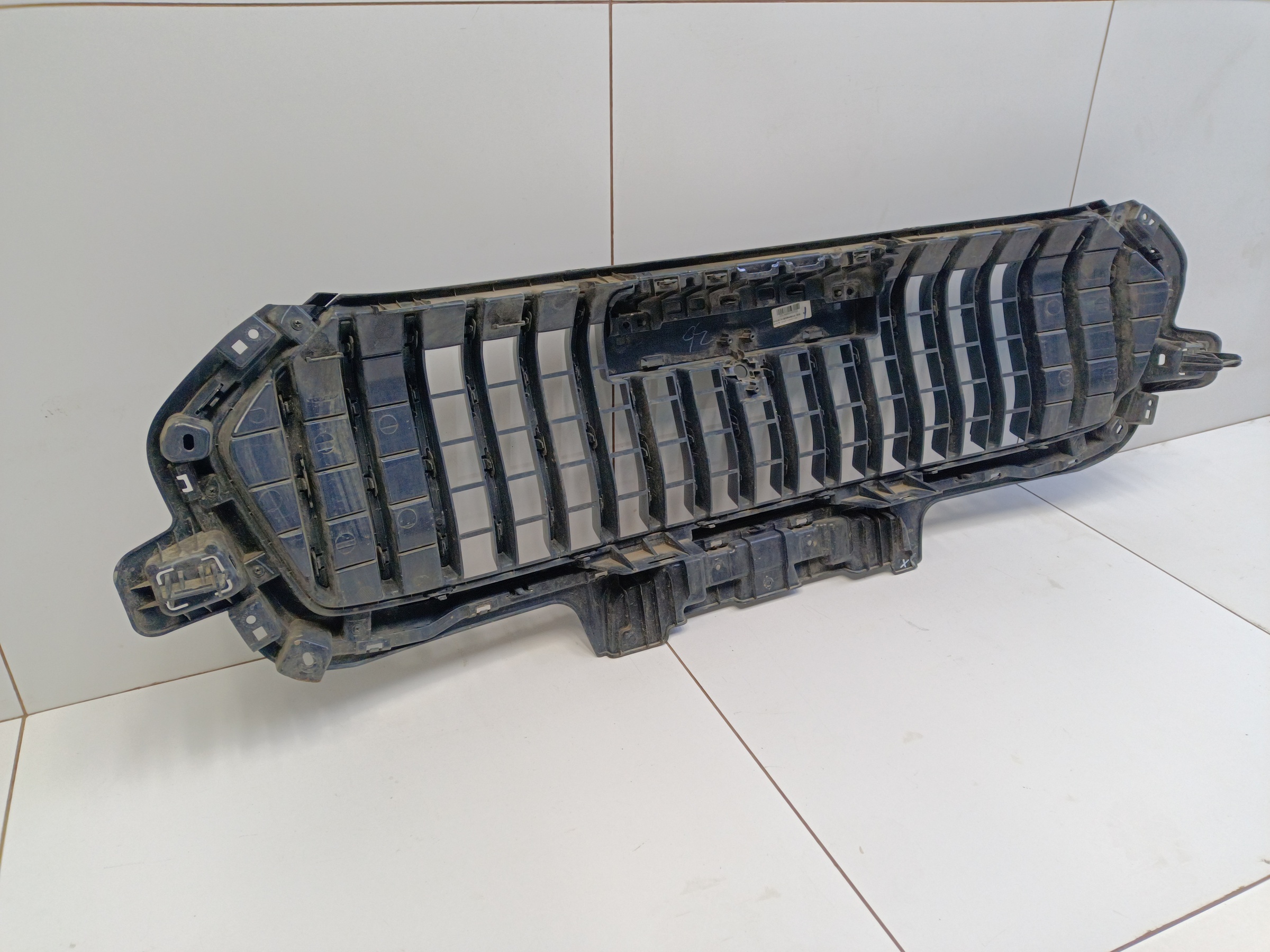 Решетка радиатора Haval Jolion Restail под камеру