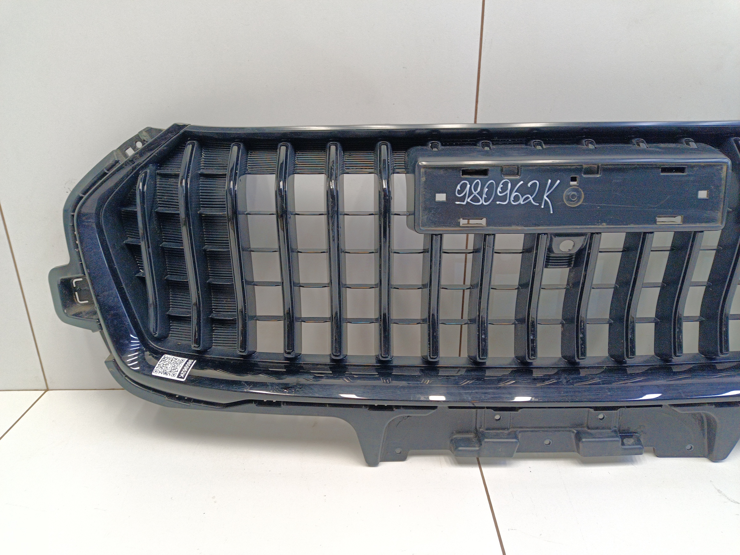 Решетка радиатора Haval Jolion Restail под камеру