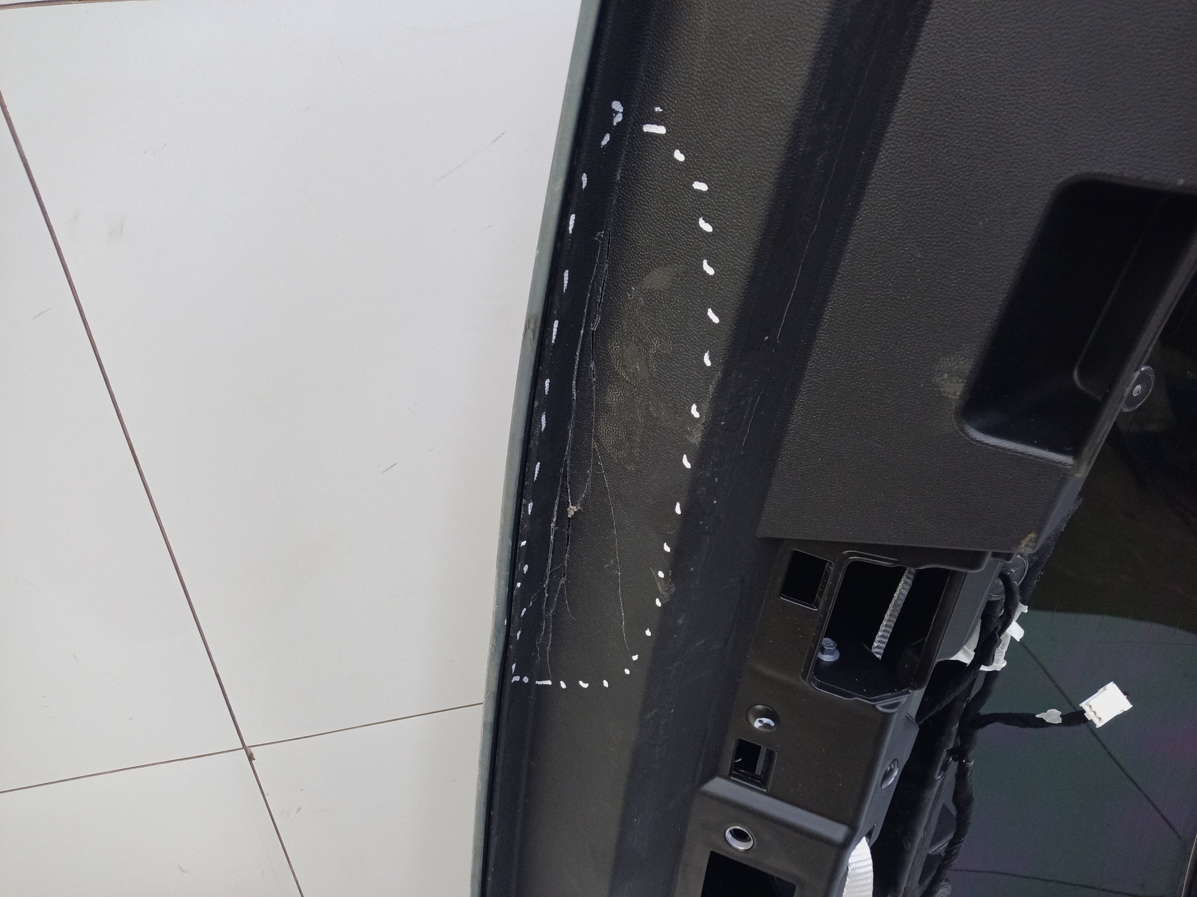 Крышка багажника Jaecoo J8