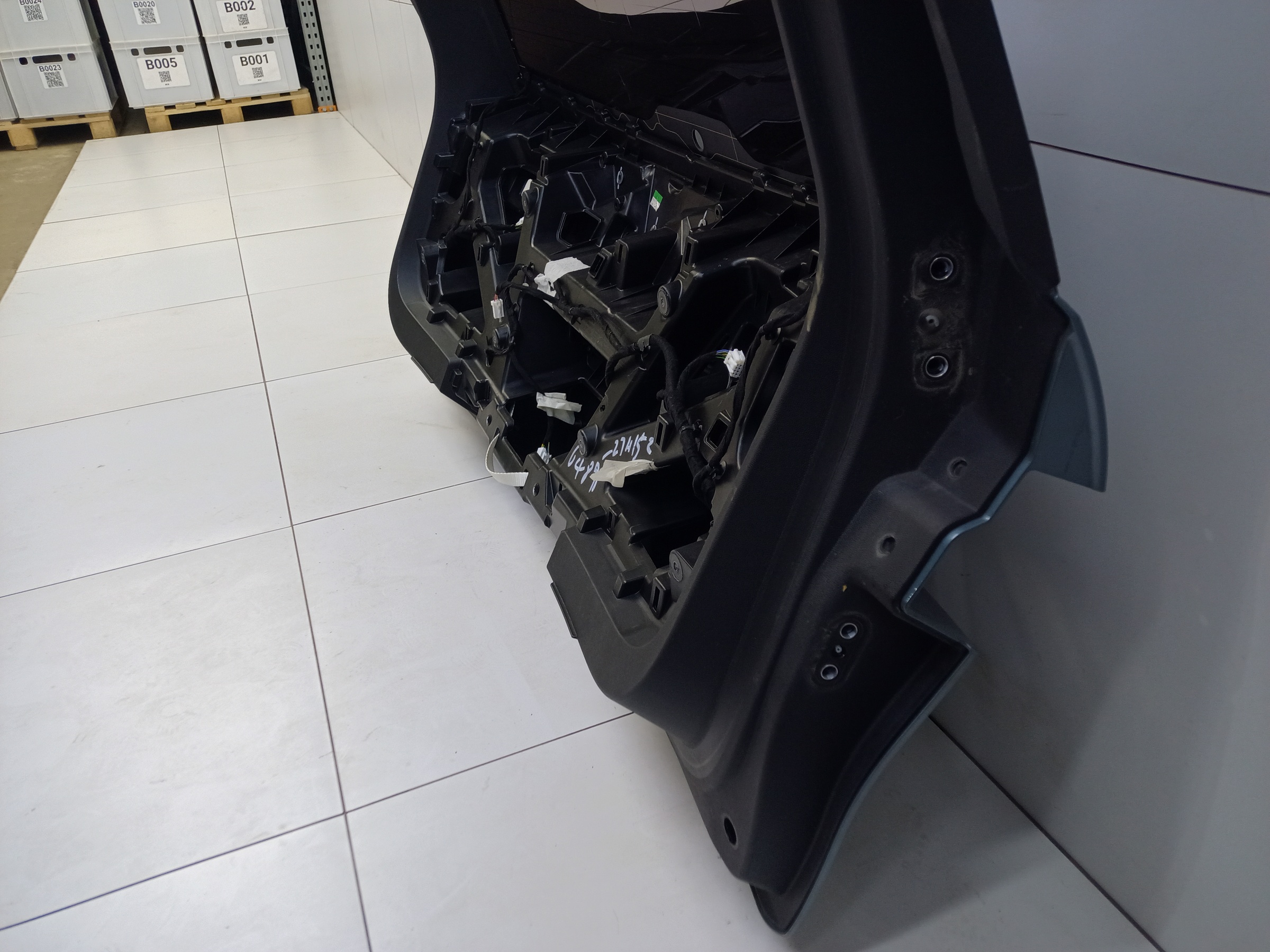 Крышка багажника Jaecoo J8