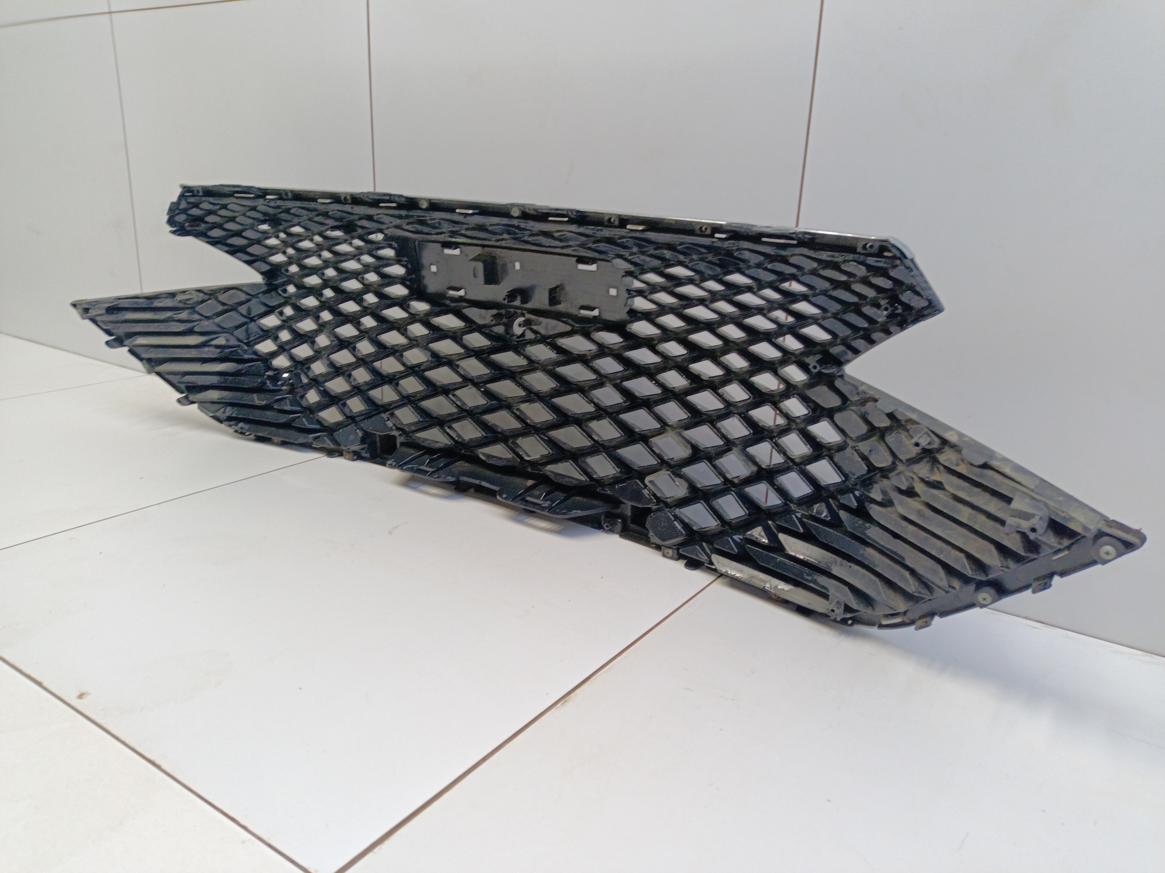 Решётка радиатора Haval F7 Restail